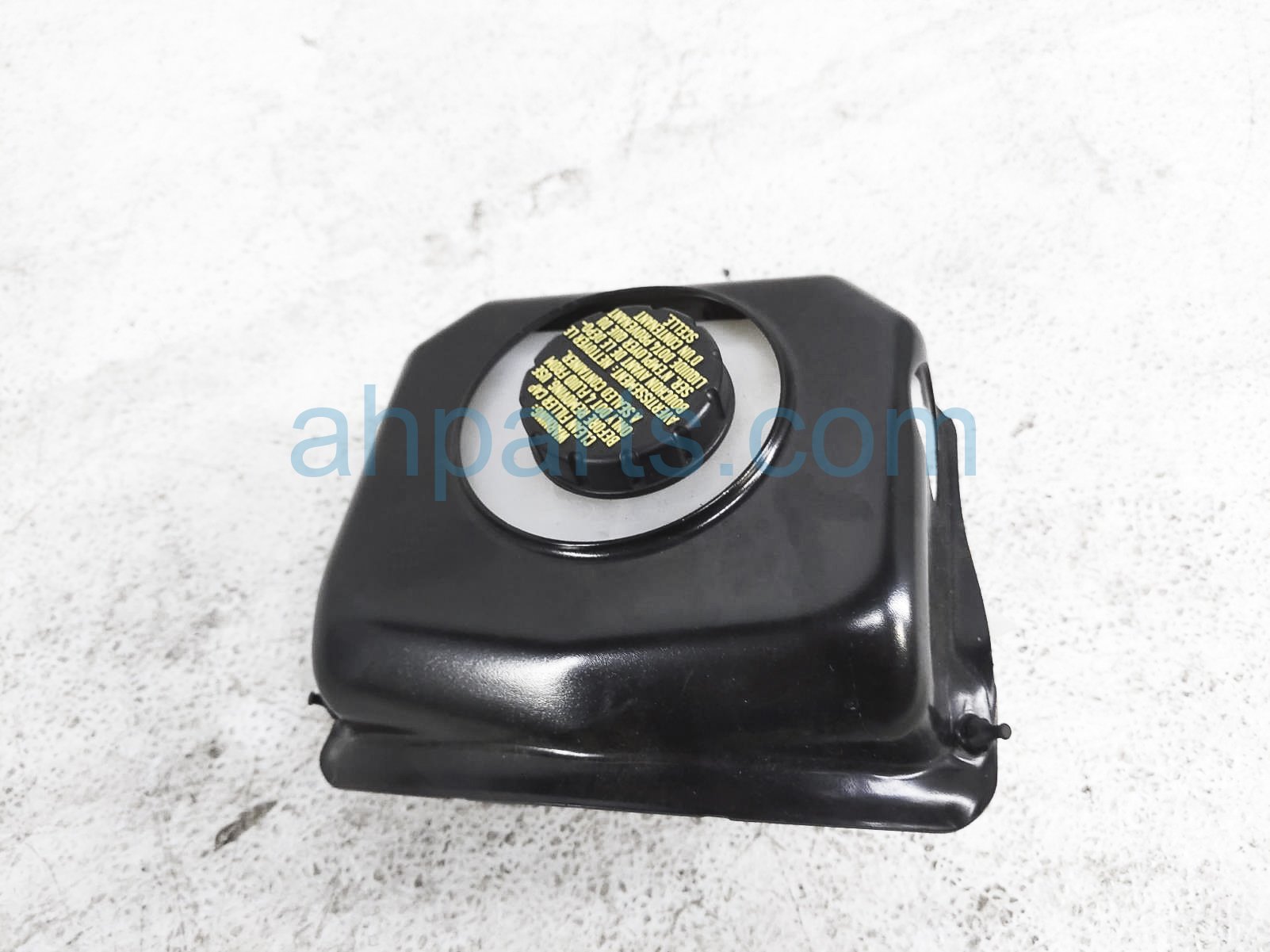 $30 Audi BRAKE MASTER CYLINDER RESEVIOR- 3.0L $30 Audi BRAKE MASTER CYLINDER RESEVIOR- 3.0L