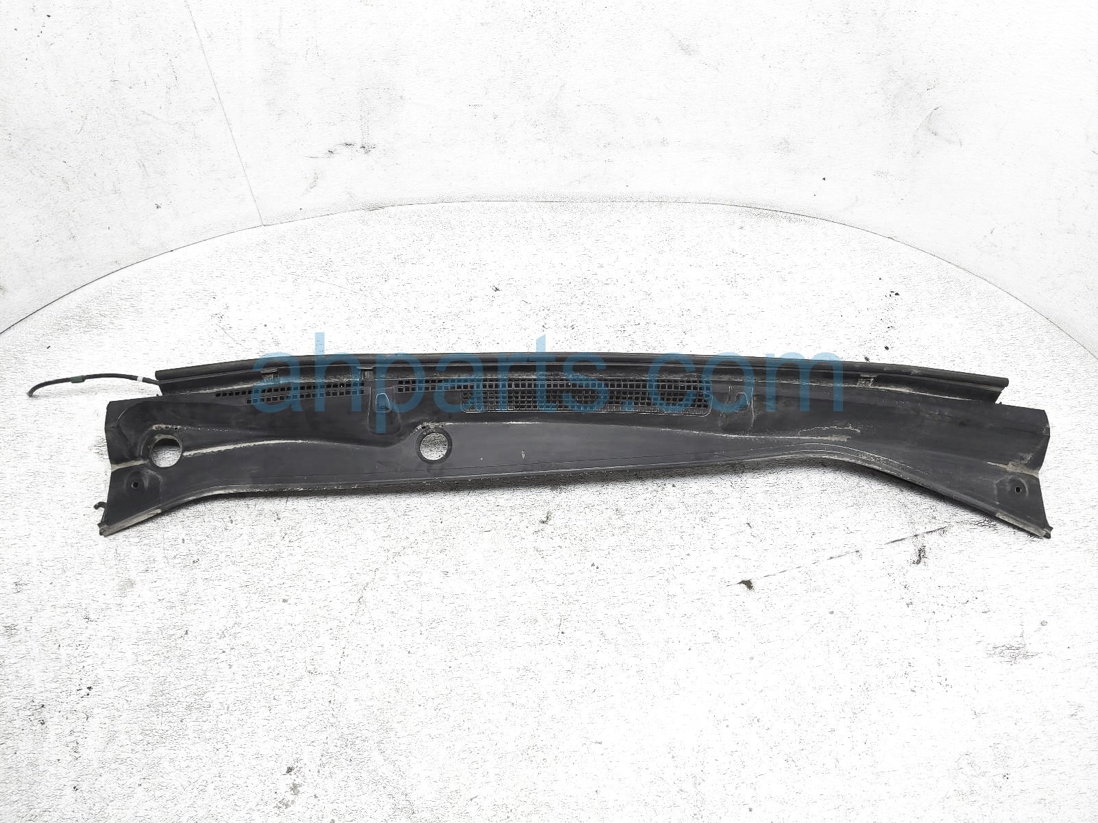 $50 Subaru WINDSHIELD COWL ASSY