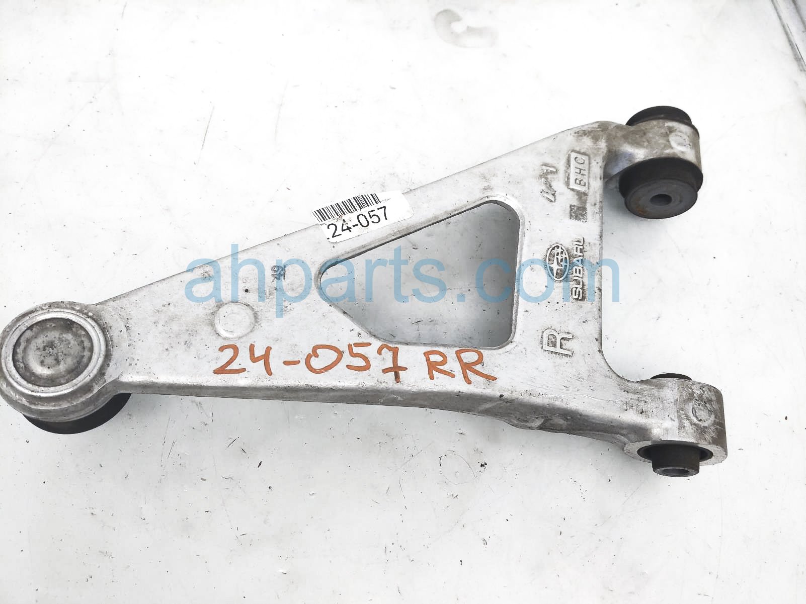 $75 Subaru RR/RH UPPER CONTROL ARM $75 Subaru RR/RH UPPER CONTROL ARM