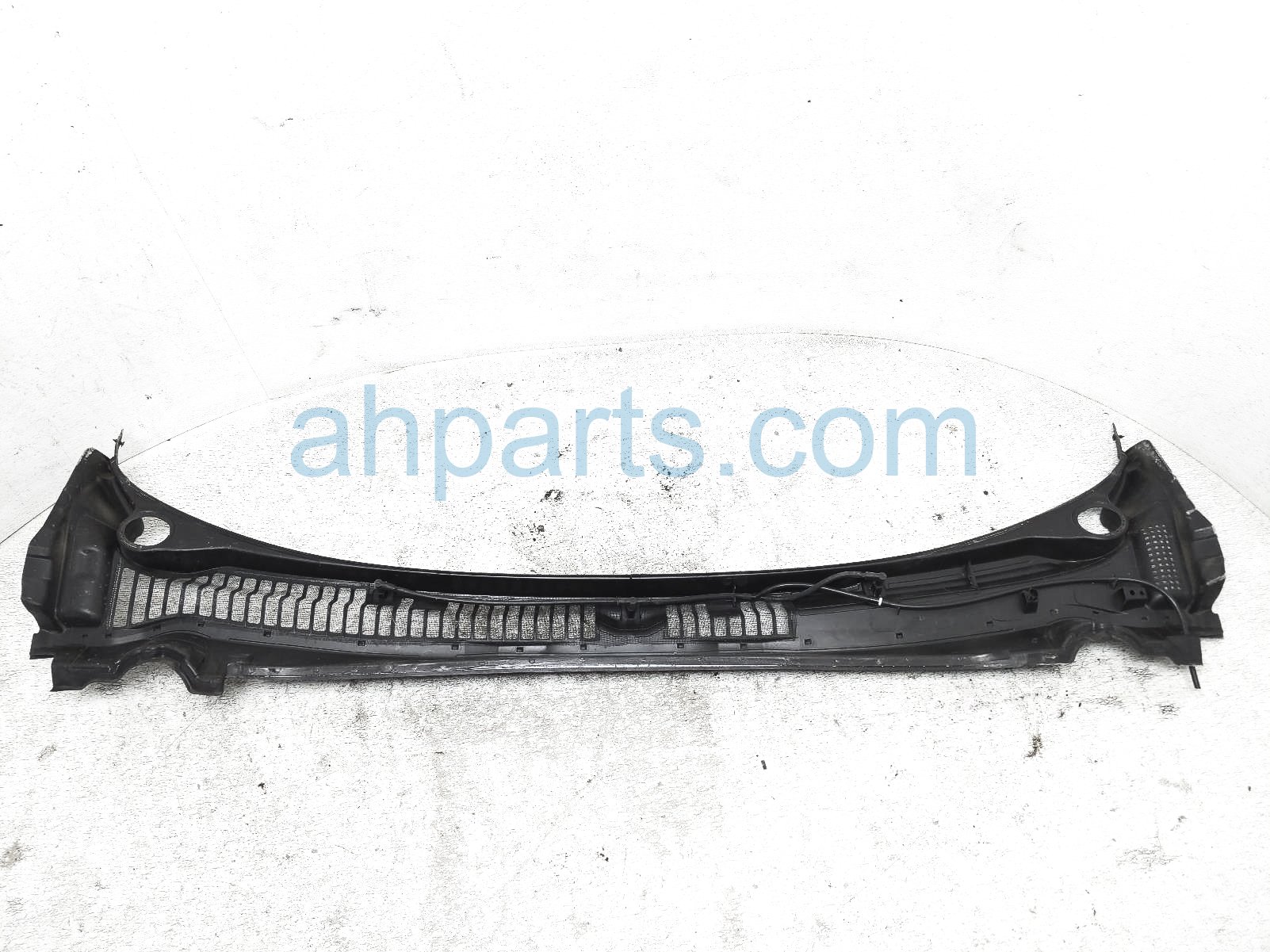 $65 Ford WINDSHIELD COWL ASSY