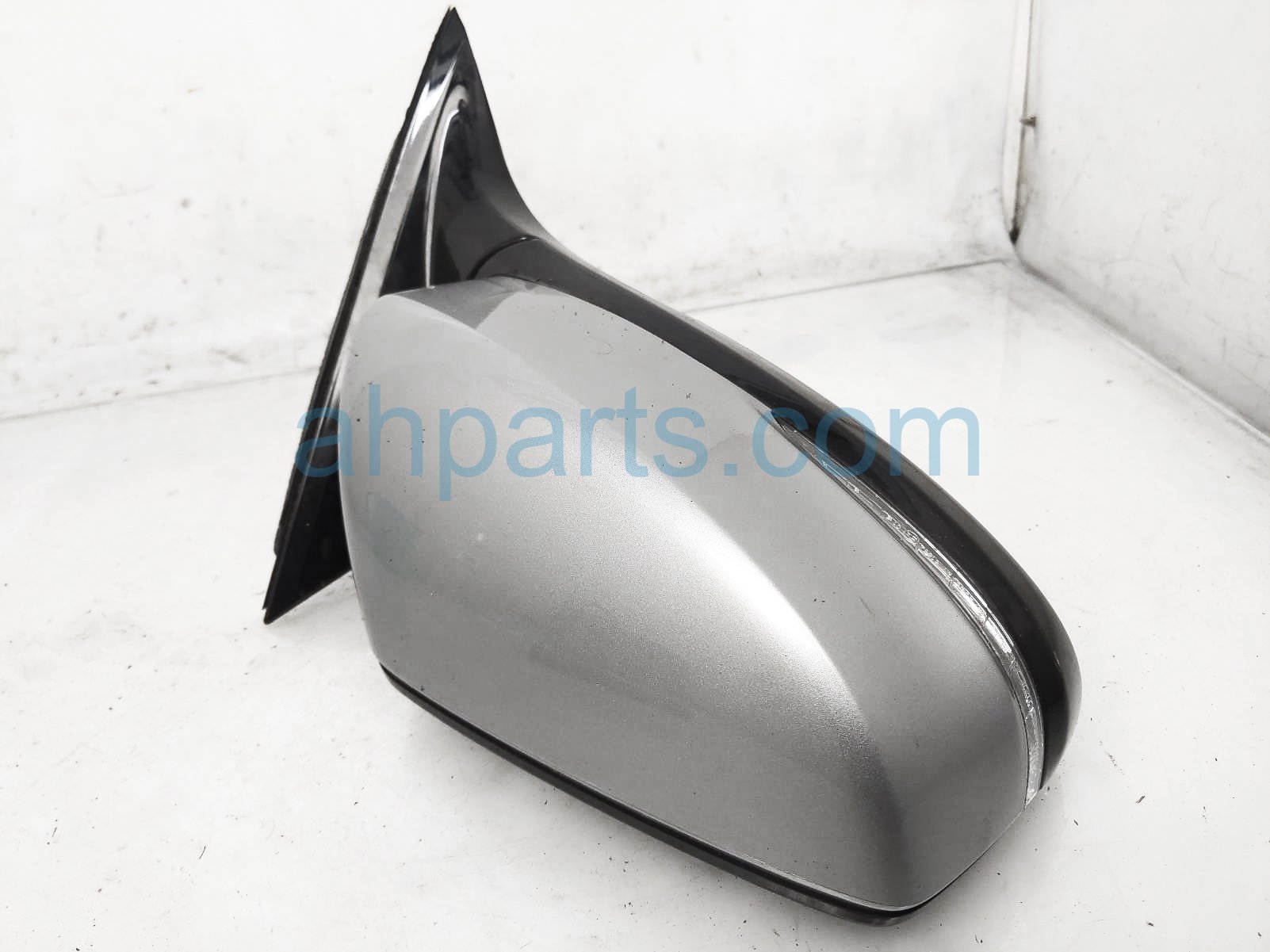 Sold 2020 Acura TLX Rear Passenger Side View Mirror - Silver 76200