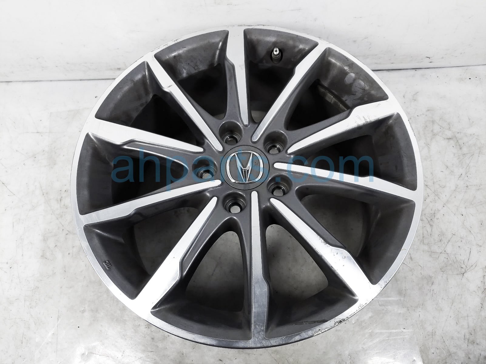 $200 Acura RR/RH WHEEL / RIM $200 Acura RR/RH WHEEL / RIM