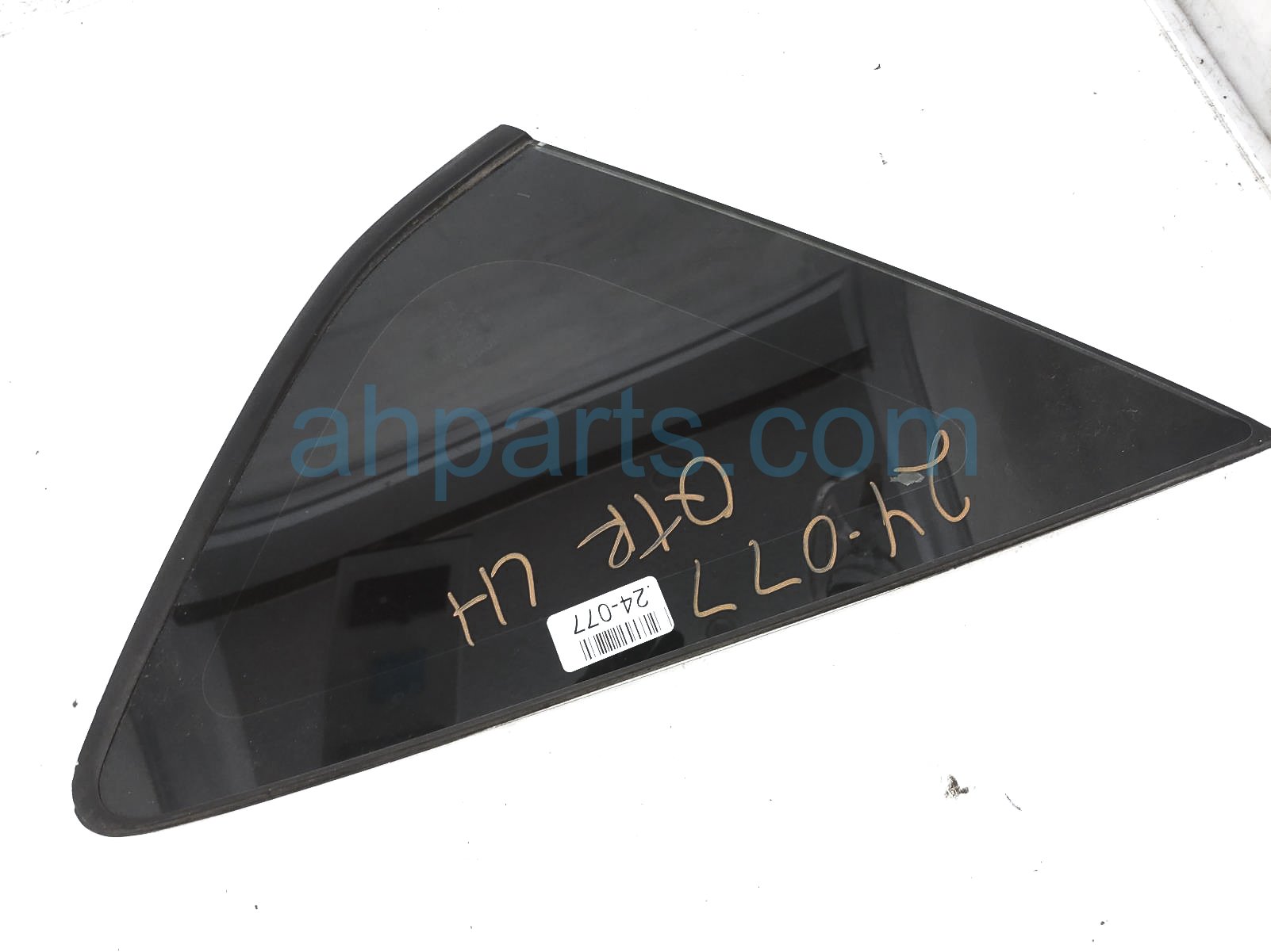 $50 Toyota LH QUARTER WINDOW GLASS $50 Toyota LH QUARTER WINDOW GLASS