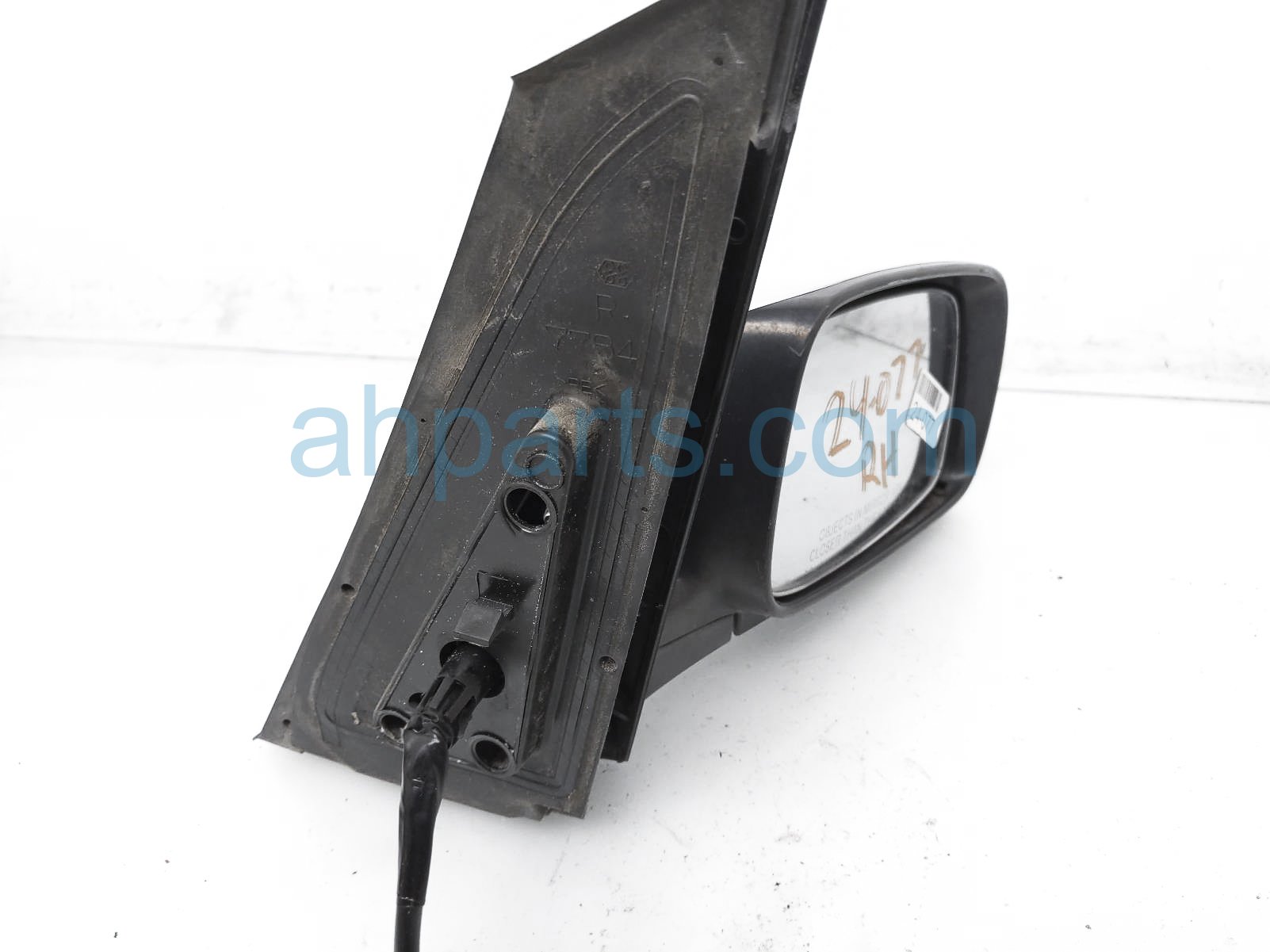 $80 Toyota RH SIDE VIEW MIRROR - SILVER $80 Toyota RH SIDE VIEW MIRROR - SILVER