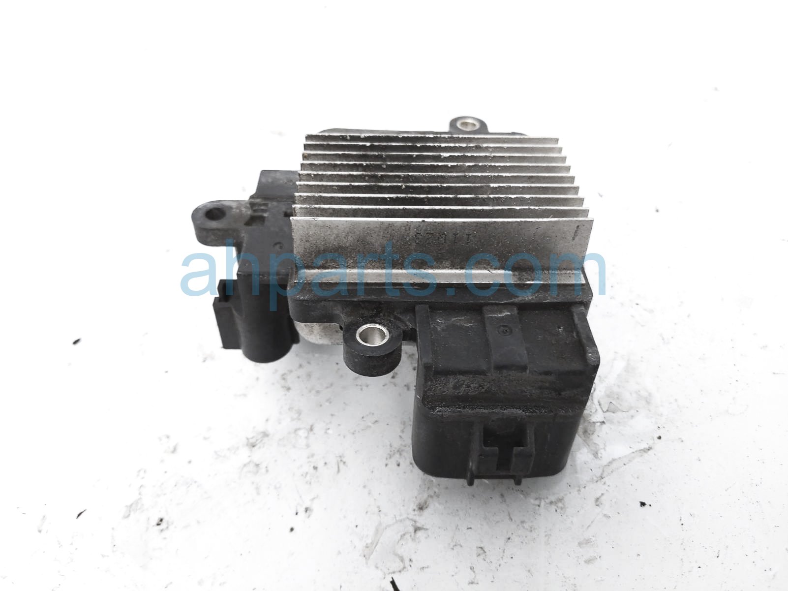 $50 Lexus COOLING FAN CONTROL MODULE $50 Lexus COOLING FAN CONTROL MODULE