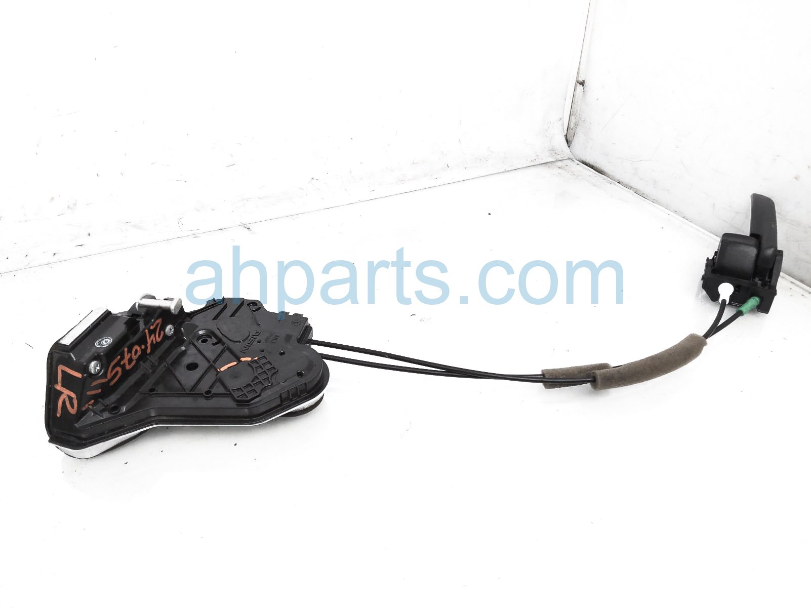 $75 Toyota RR/LH DOOR LOCK ACTUATOR $75 Toyota RR/LH DOOR LOCK ACTUATOR