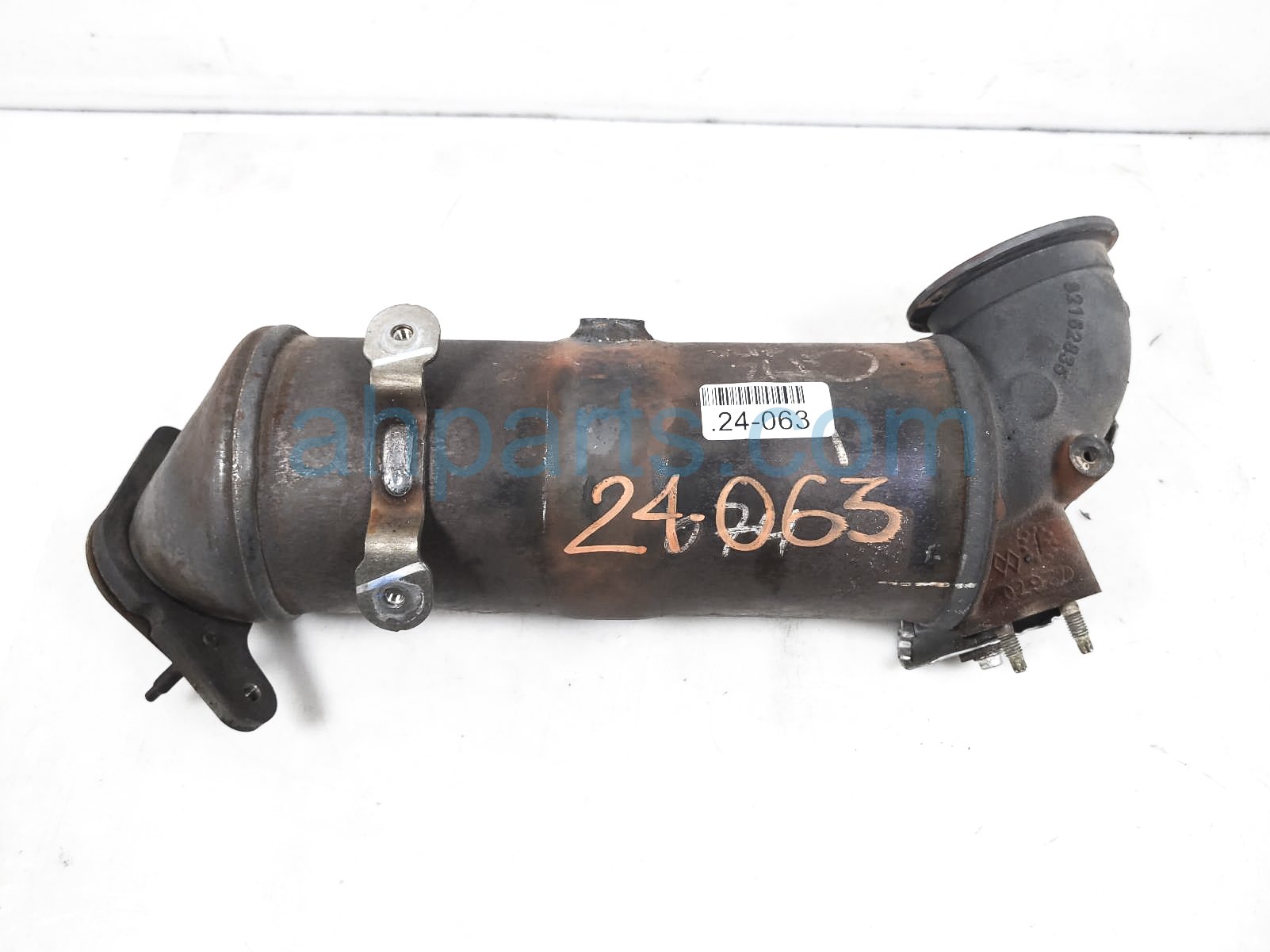 $699 GMC FRONT EXHAUST CATALYTIC CONVERTER