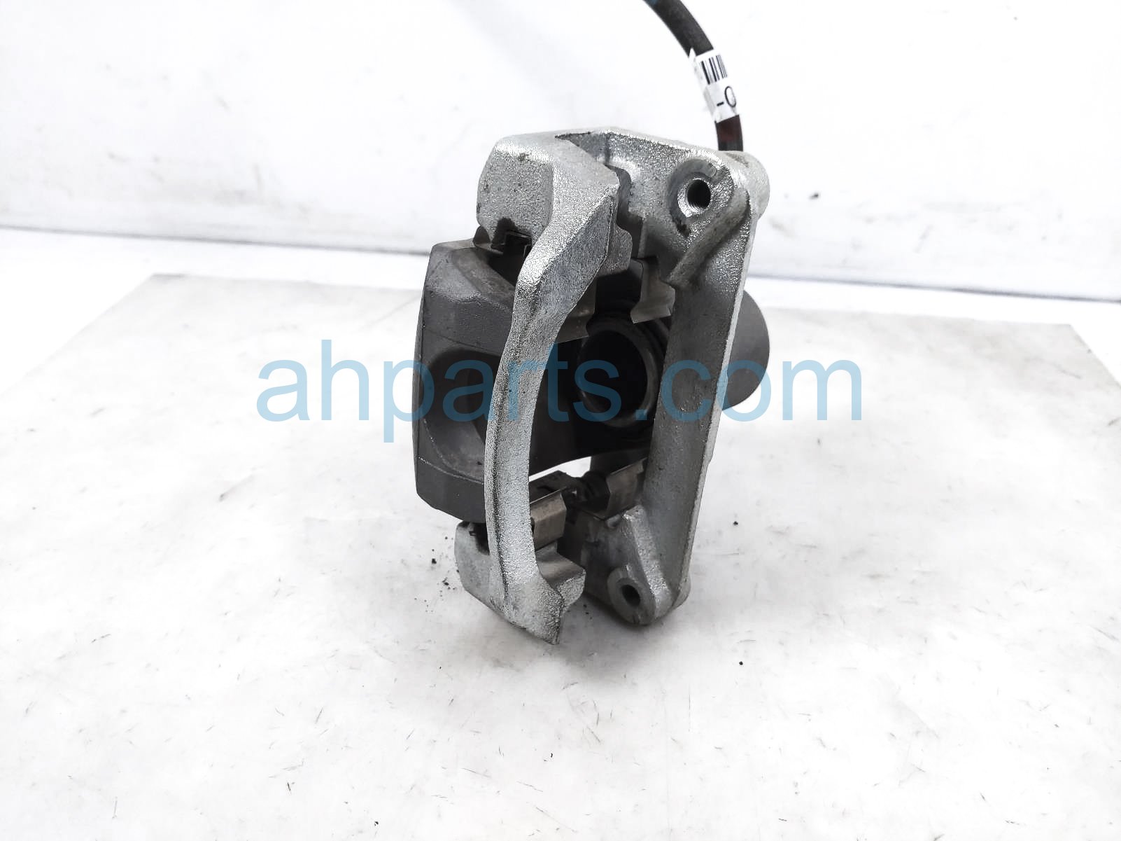 $35 Subaru RR/RH BRAKE CALIPER $35 Subaru RR/RH BRAKE CALIPER