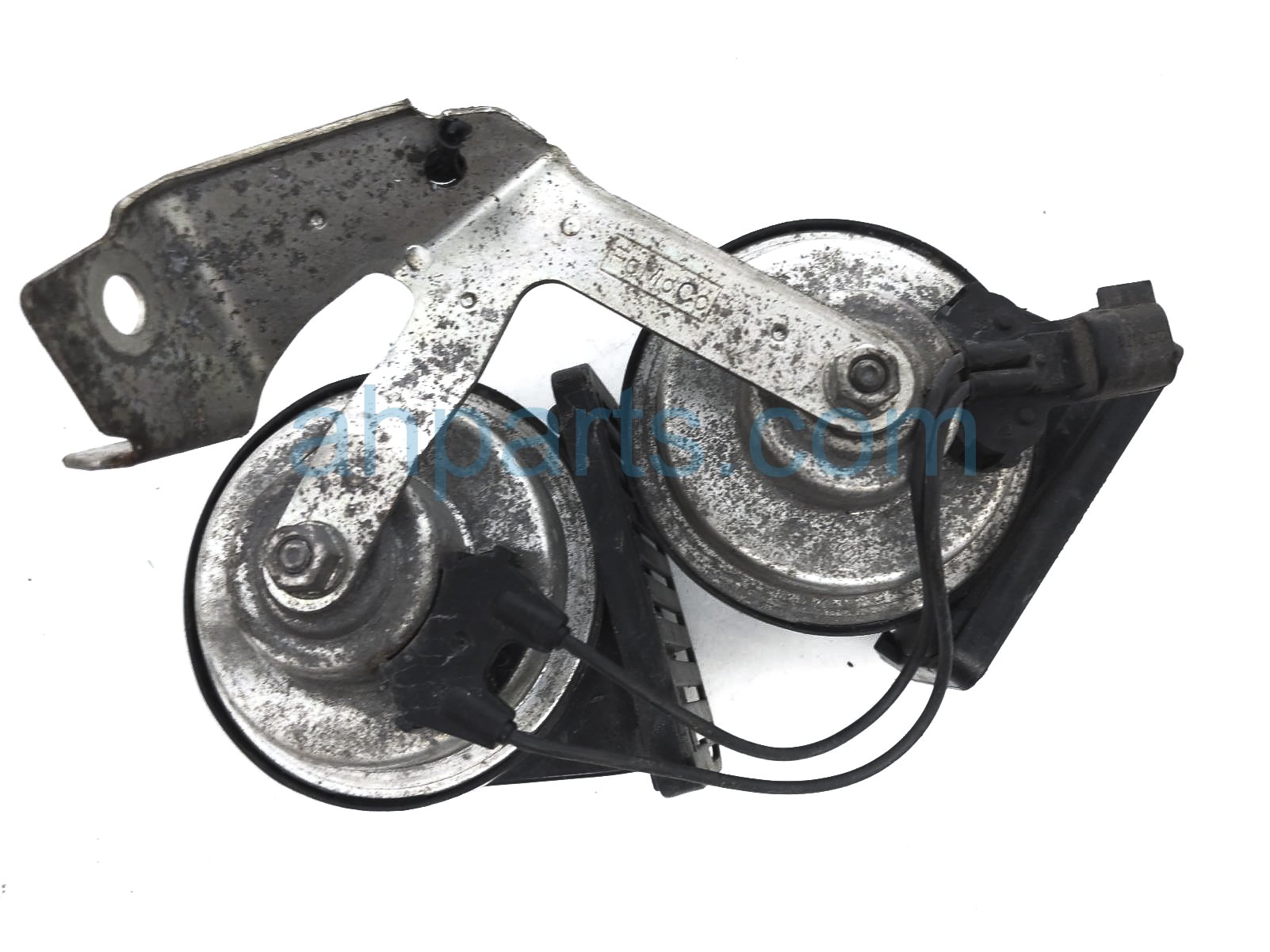 $35 Ford HIGH & LOW NOTE HORN ASSY $35 Ford HIGH & LOW NOTE HORN ASSY