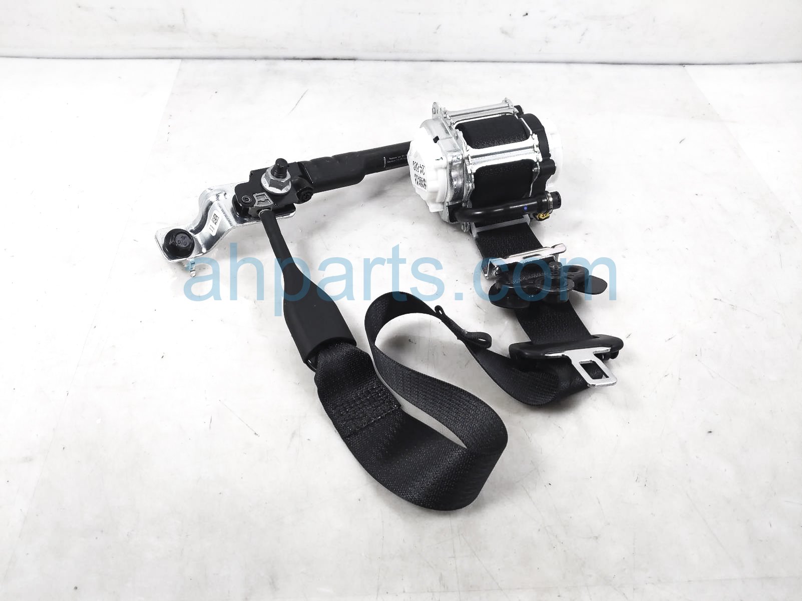 $145 Ford FR/RH SEAT BELT - BLACK $145 Ford FR/RH SEAT BELT - BLACK