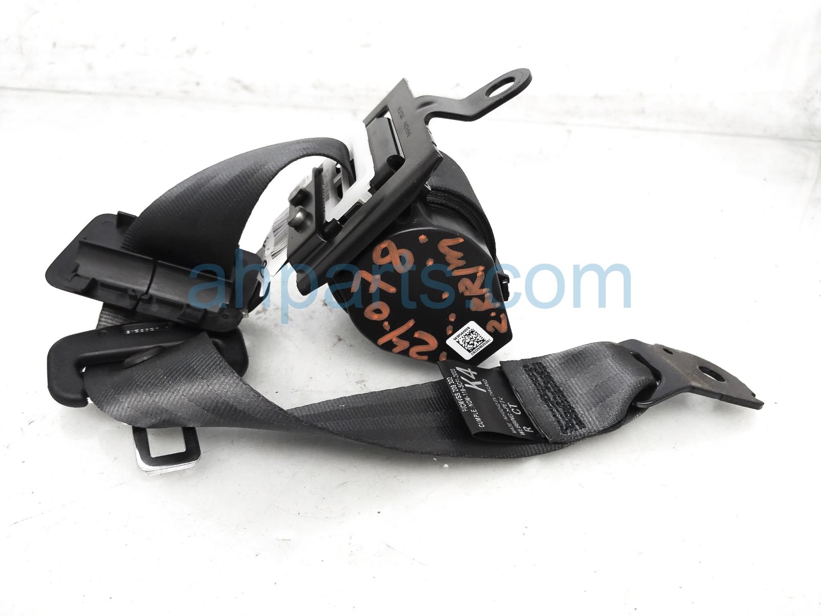 $70 Subaru 2ND ROW MID SEAT BELT - BLACK $70 Subaru 2ND ROW MID SEAT BELT - BLACK