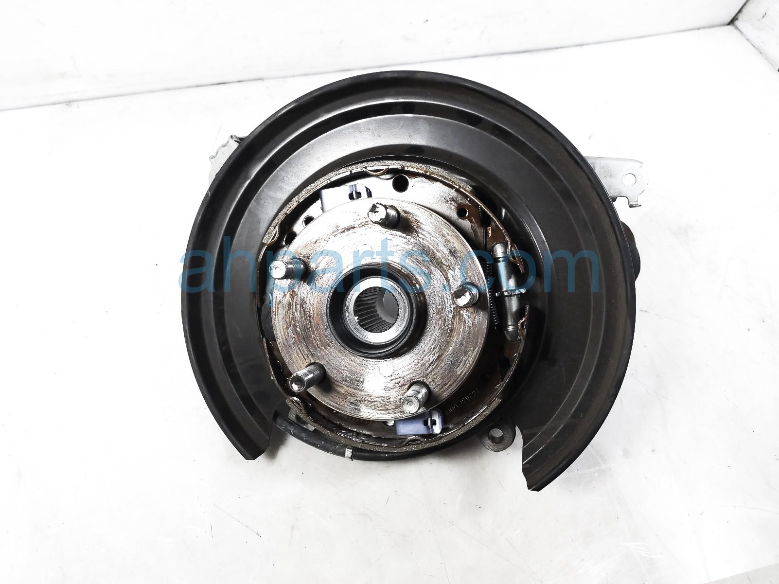 $145 Subaru RR/RH SPINDLE KNUCKLE HUB $145 Subaru RR/RH SPINDLE KNUCKLE HUB