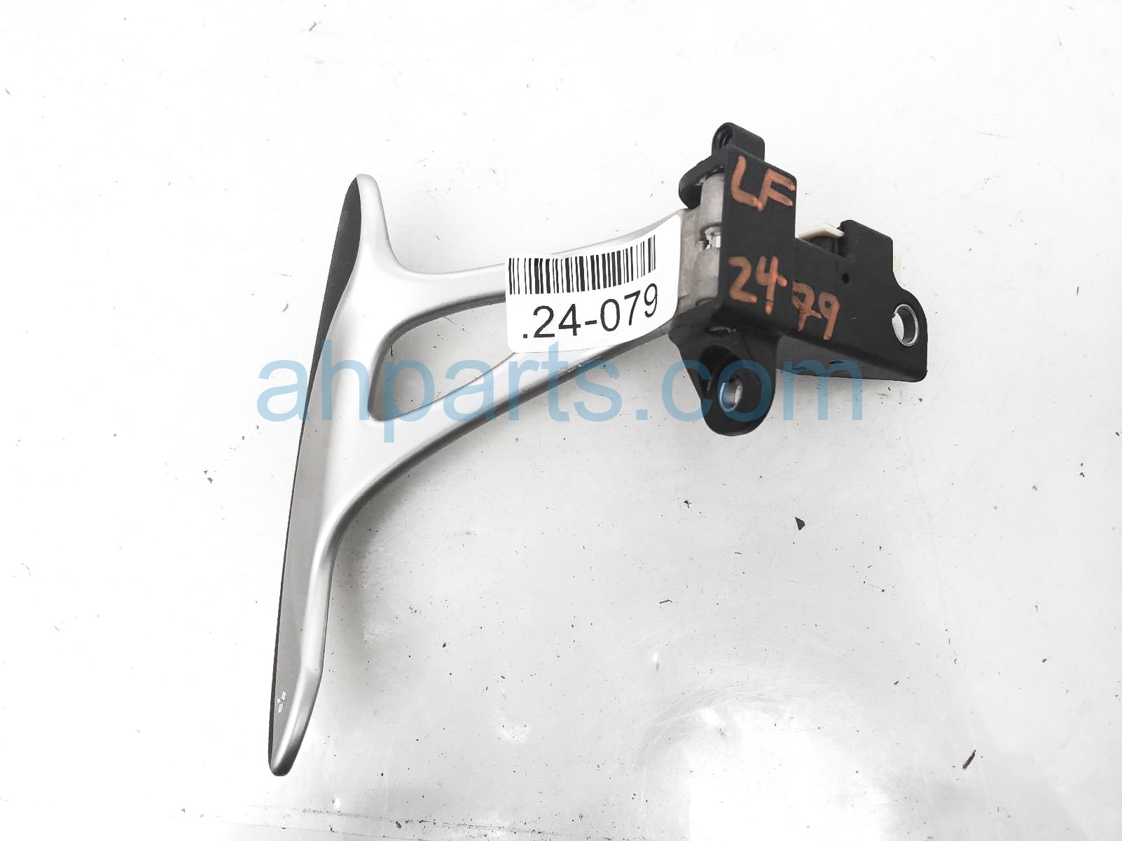 $70 Infiniti RH PADDLE SHIFTER SWITCH $70 Infiniti RH PADDLE SHIFTER SWITCH