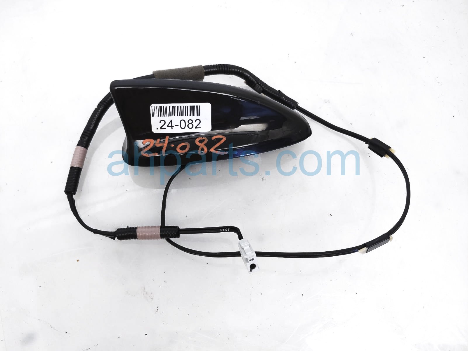 $30 Honda ANTENNA - BLACK - ROOF MOUNTED $30 Honda ANTENNA - BLACK - ROOF MOUNTED