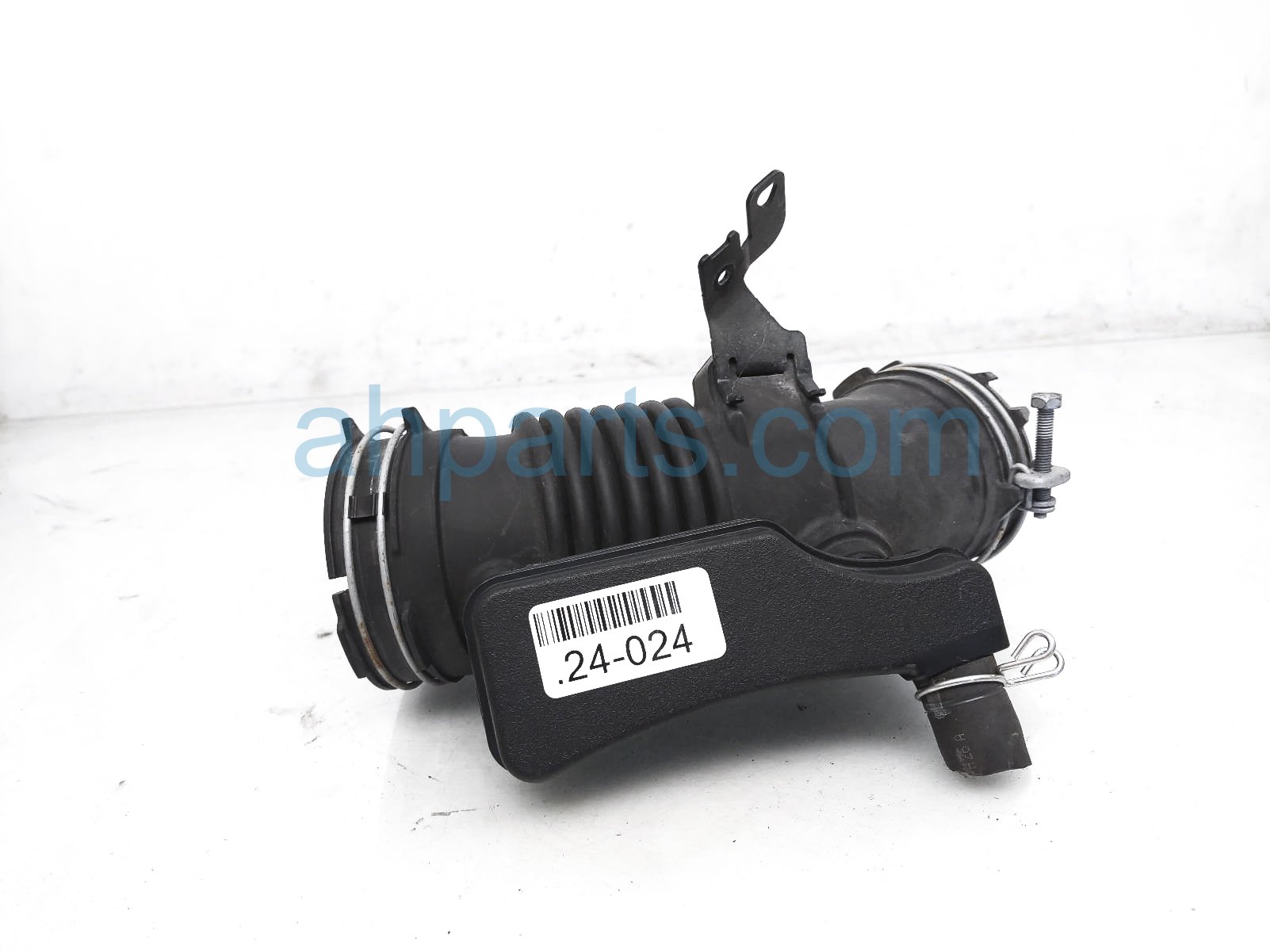 Air Intake Cleaner Hose For 83-91 Mitsubishi Pajero/Montero 2.3L 2.5L & Strada – MD-050160