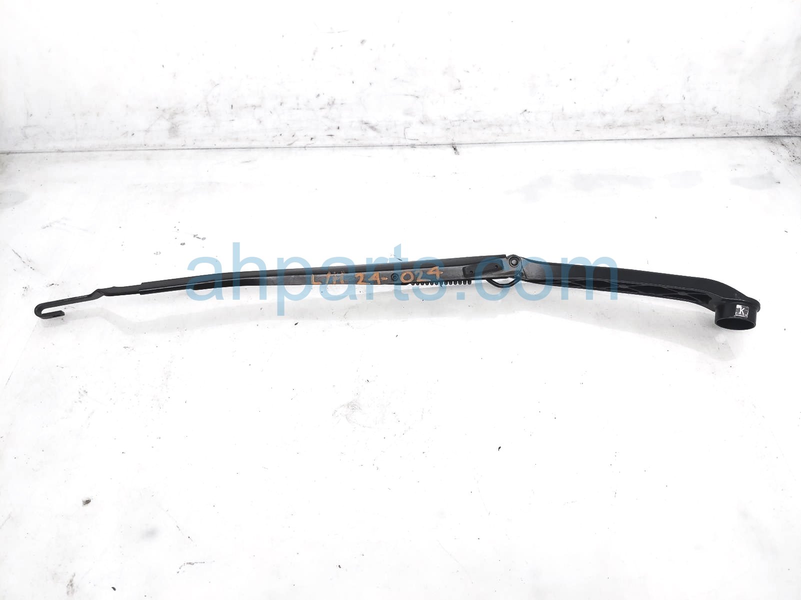 Dorman 42818 Left Hand Drive Windshield Wiper Arm For 1991-1997 International Trucks