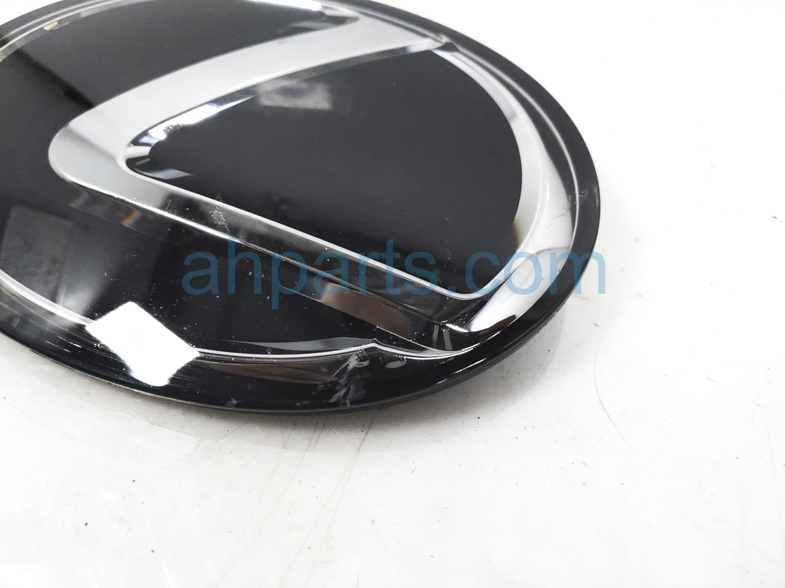 thumbnail image 2 of OEM Lexus Front Grille Emblem – Without Pre-Collision – LS460 LS600h RC200t RC300 – 90975-02133 2 of 2