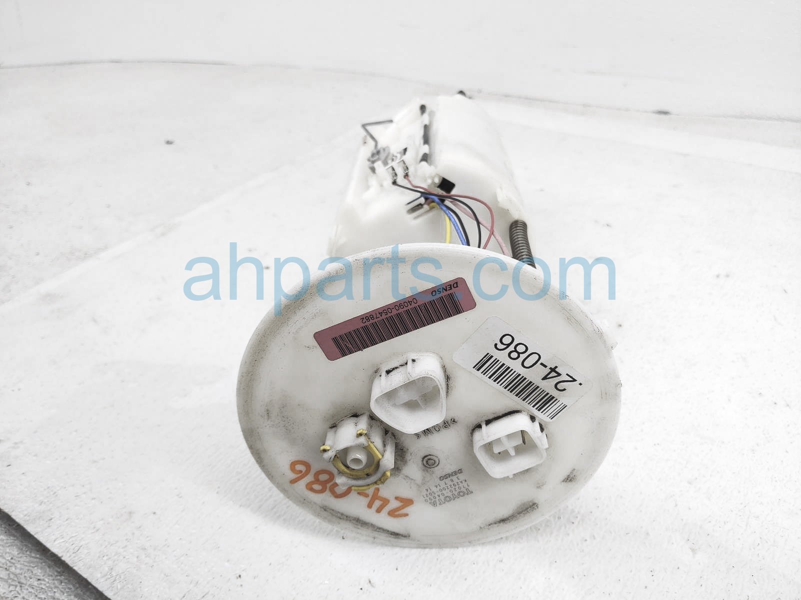 $150 Toyota GAS / FUEL PUMP (TANK MOUNTED) $150 Toyota GAS / FUEL PUMP (TANK MOUNTED)