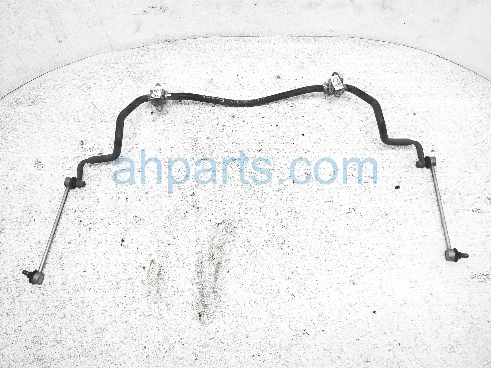 $35 Toyota FRONT STABILIZER / SWAY BAR W/LINKS $35 Toyota FRONT STABILIZER / SWAY BAR W/LINKS