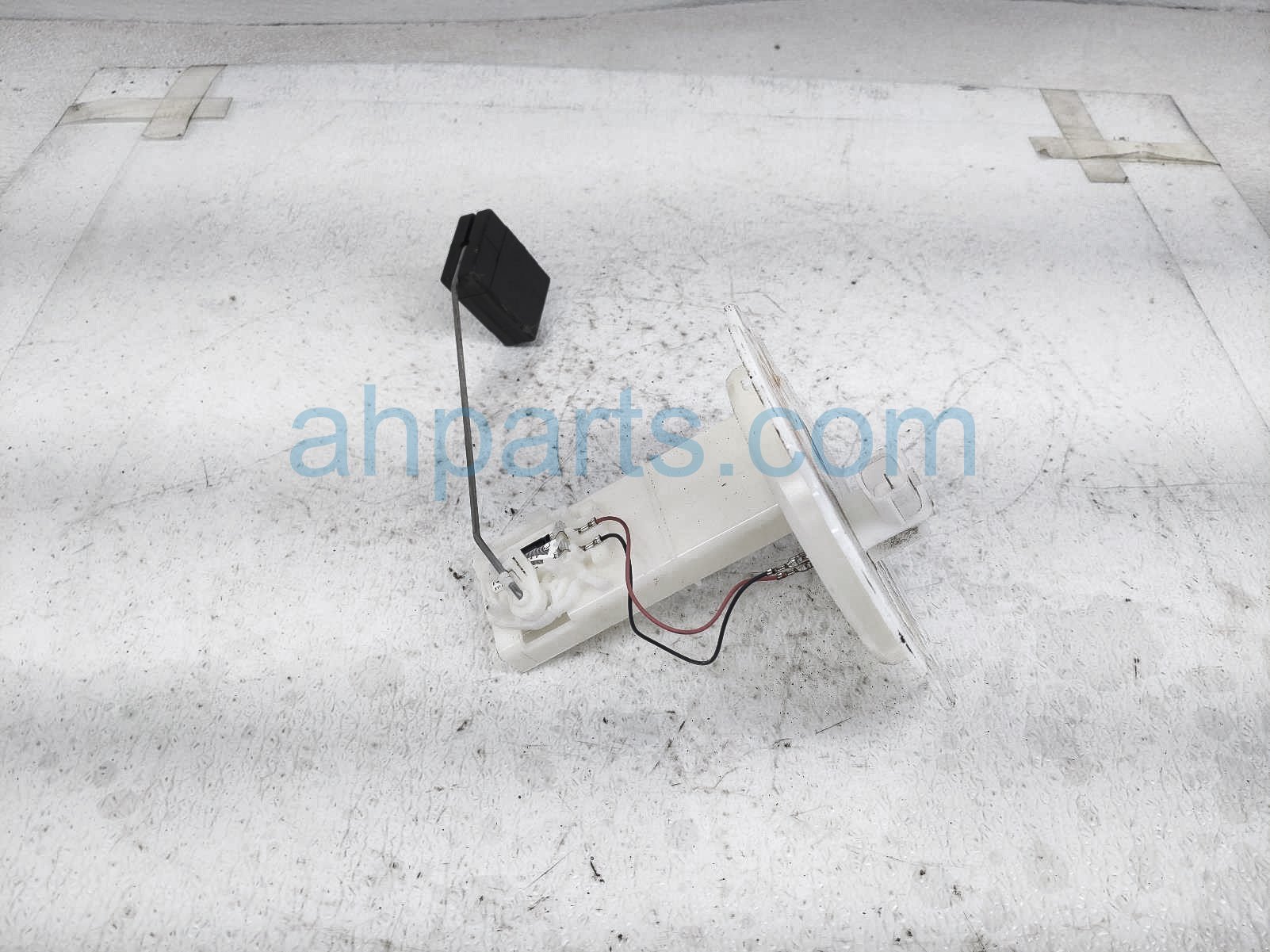 $40 Infiniti FUEL PUMP SENDER UNIT