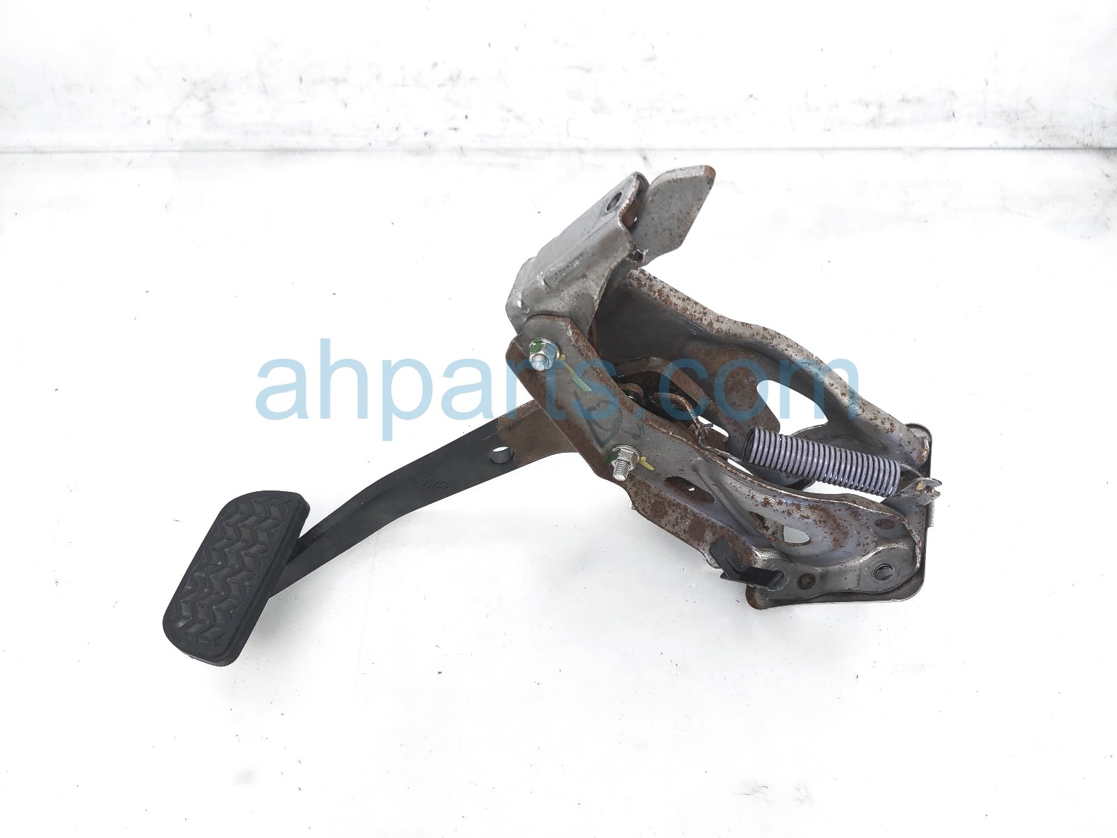 $50 Toyota BRAKE PEDAL ASSY $50 Toyota BRAKE PEDAL ASSY