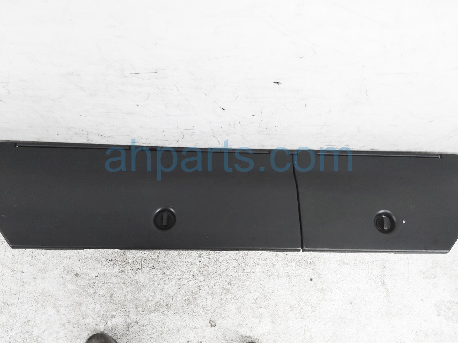 $100 Toyota STORAGE BIN ASSY $100 Toyota STORAGE BIN ASSY