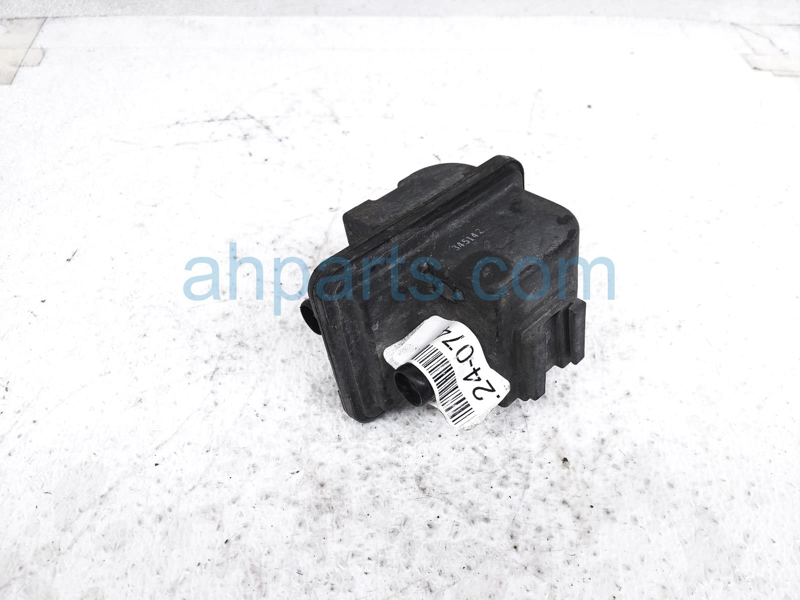 $30 Infiniti FUEL FILTER CANISTER $30 Infiniti FUEL FILTER CANISTER