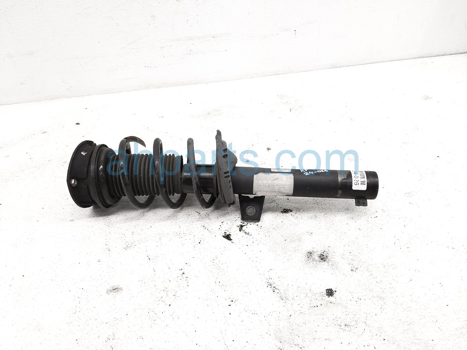 $135 Volkswagen FR/RH STRUT + SPRING