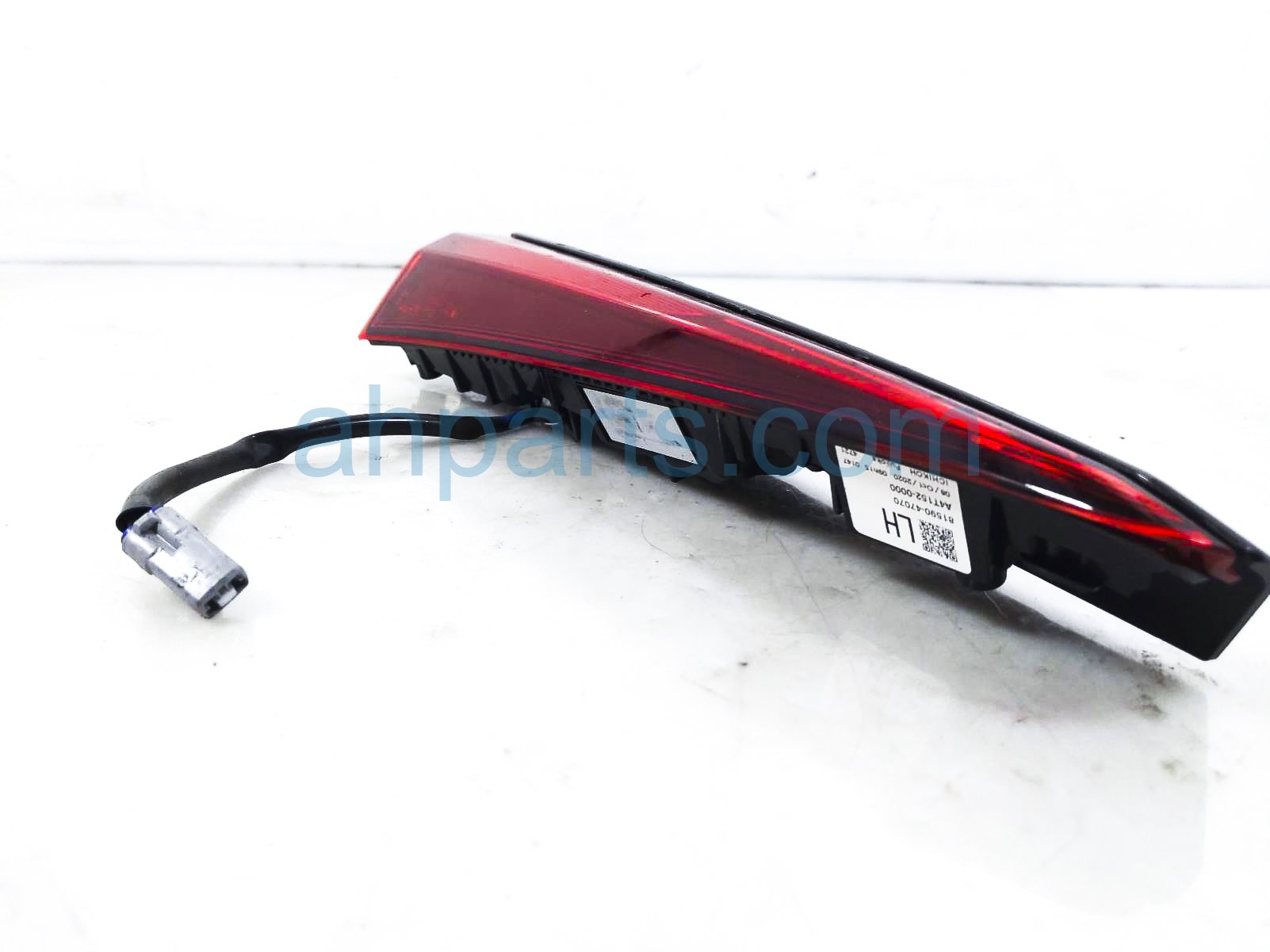 Rear Boot Tail Light Lamp For Toyota Prius 1.8L 2016-2018 – Passenger Left Side – 1&1 81560-47153 – Made In Japan
