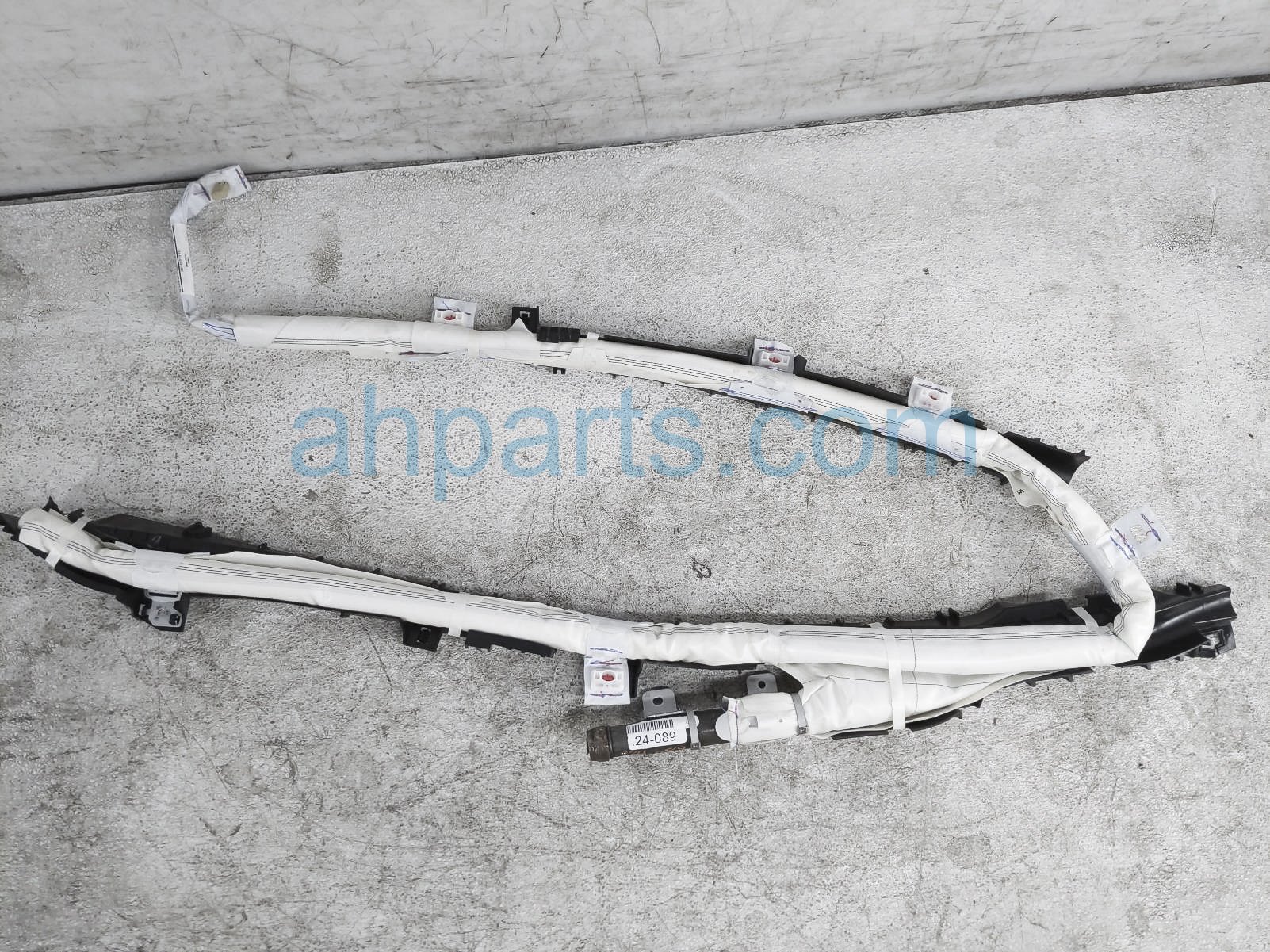 $425 Toyota PASSENGER ROOF CURTAIN AIRBAG $425 Toyota PASSENGER ROOF CURTAIN AIRBAG