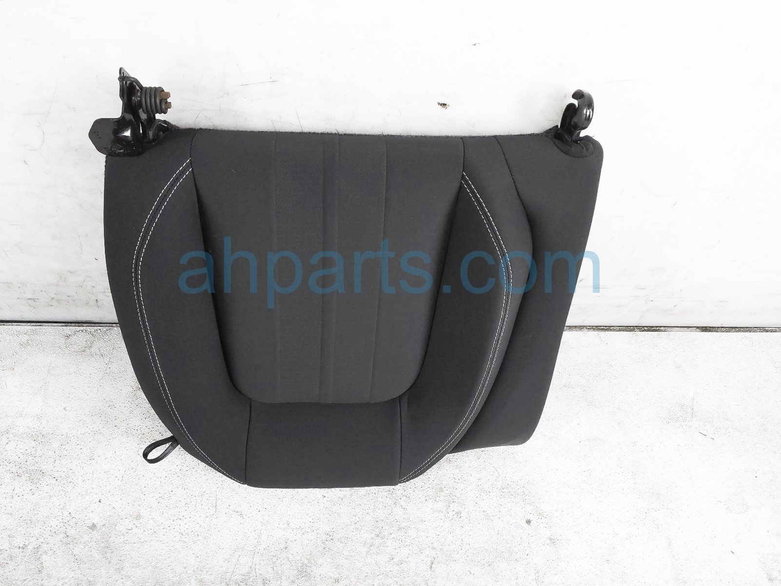 $150 Ford RR/LH TOP SEAT CUSHION - BLACK CPE