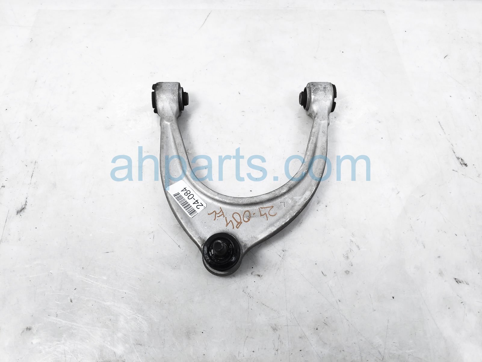 $85 Lexus FR/LH UPPER CONTROL ARM $85 Lexus FR/LH UPPER CONTROL ARM