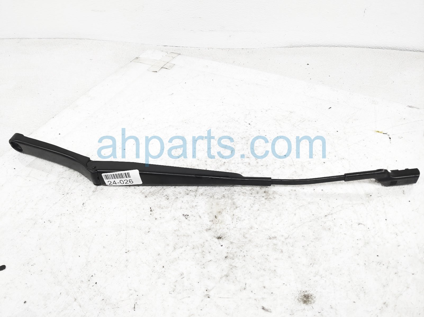 $24 Volkswagen LH WINDSHIELD WIPER ARM $24 Volkswagen LH WINDSHIELD WIPER ARM