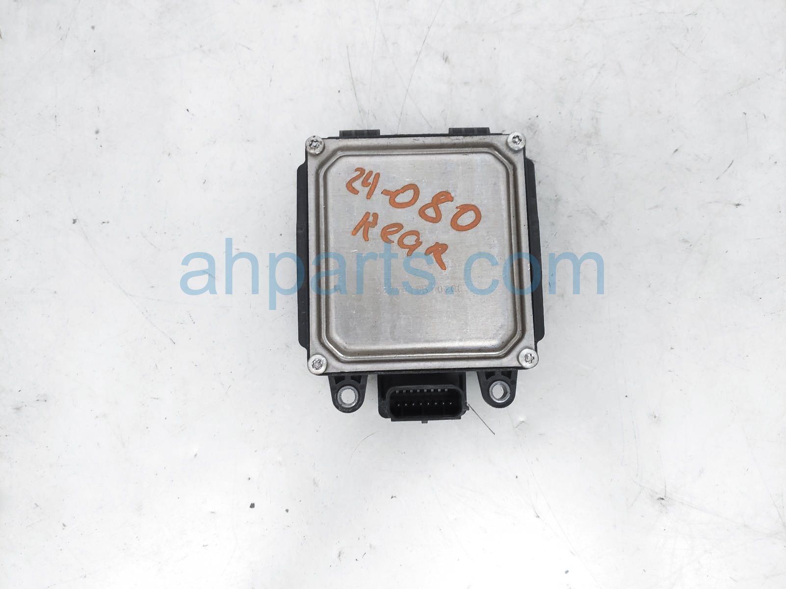 $75 Ford RR/RH BODY RADAR SENSOR MODULE $75 Ford RR/RH BODY RADAR SENSOR MODULE