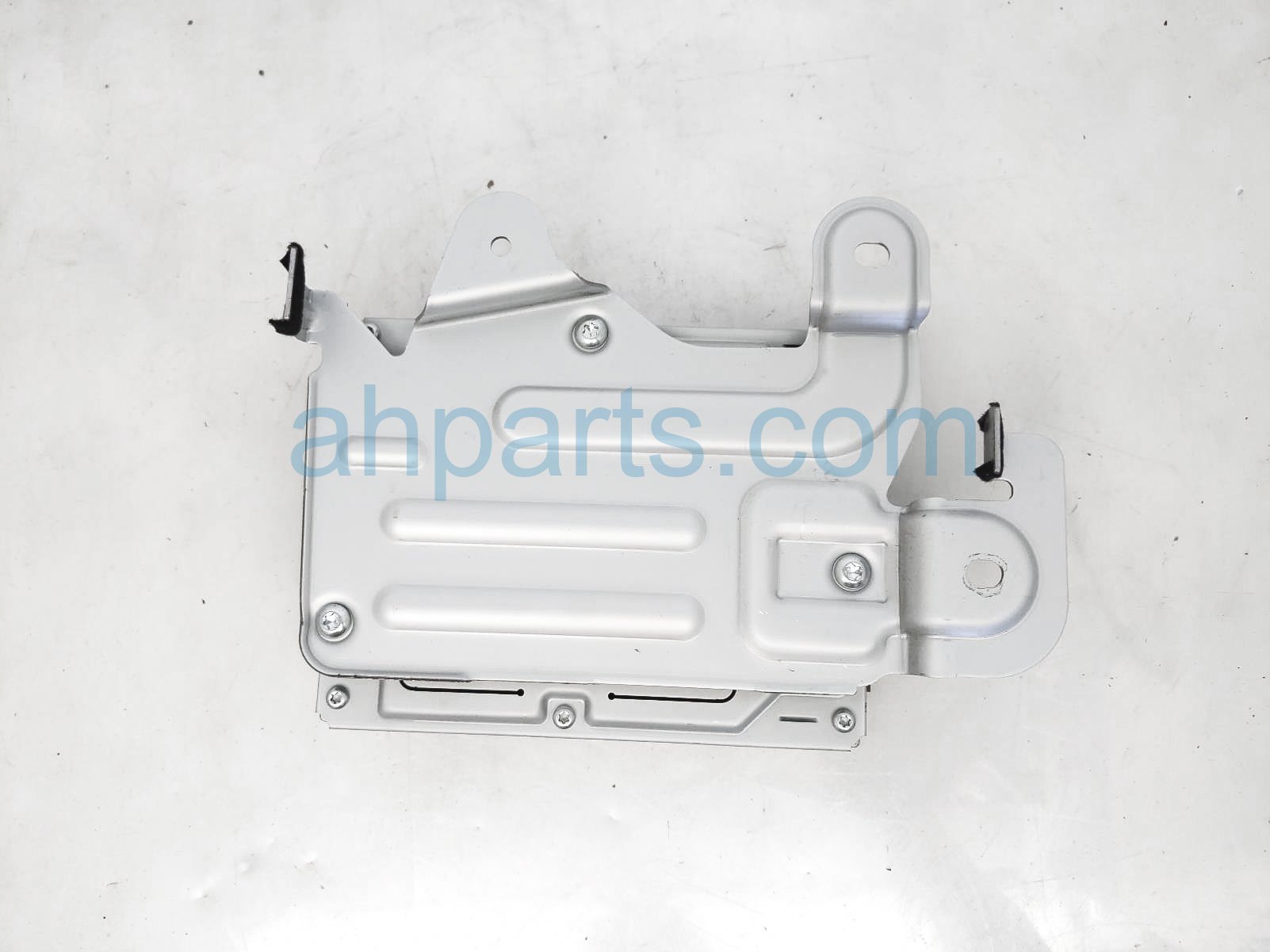 $75 Ford AUDIO AMPLIFIER CONTROL MODULE UNIT $75 Ford AUDIO AMPLIFIER CONTROL MODULE UNIT