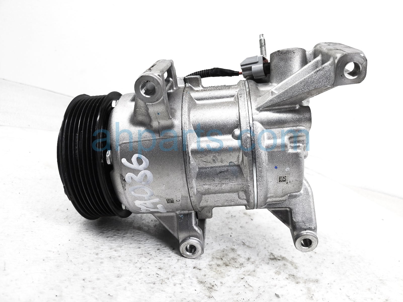 $275 Honda AC COMPRESSOR / PUMP