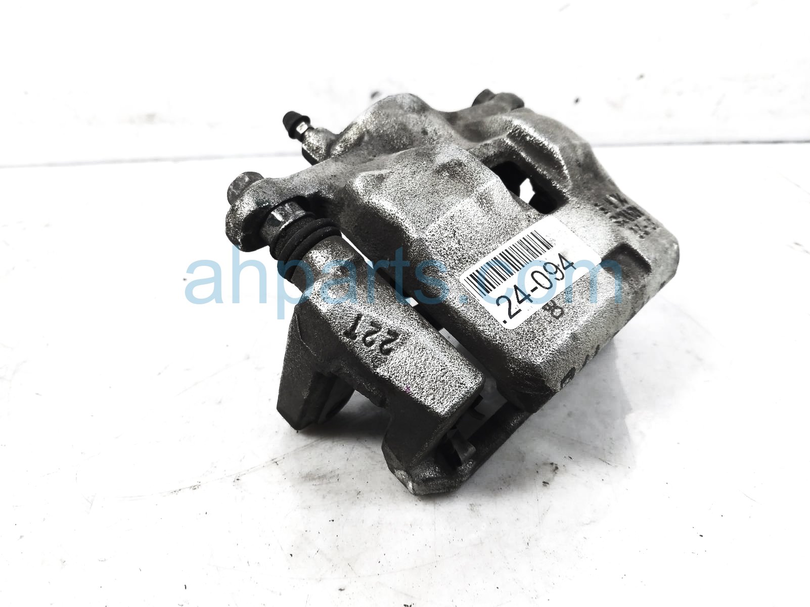 $95 Toyota FR/RH BRAKE CALIPER