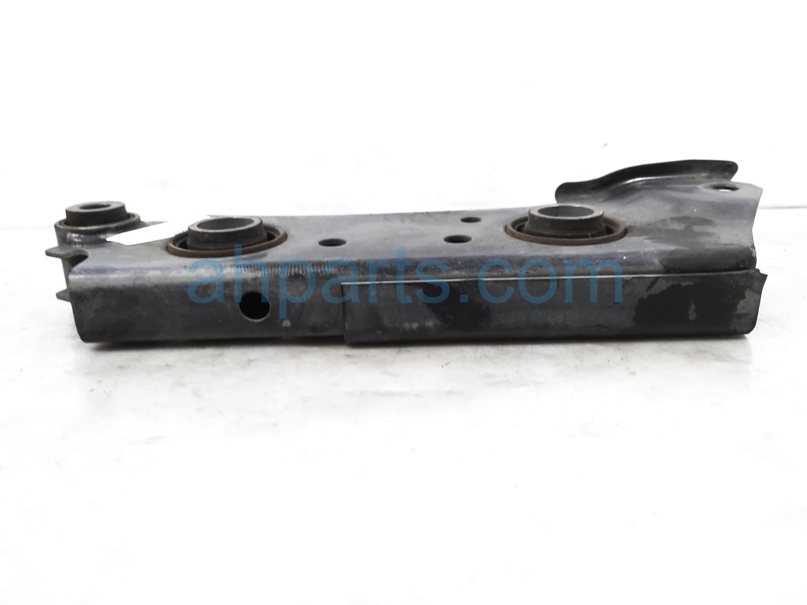 Sold 2020 Nissan Altima Lower Rear Passenger Lateral Control Arm 551A0 6CA0A Replacement Sold 2020 Nissan Altima Lower Rear Passenger Lateral Control Arm 551A0 6CA0A Replacement thumbnail