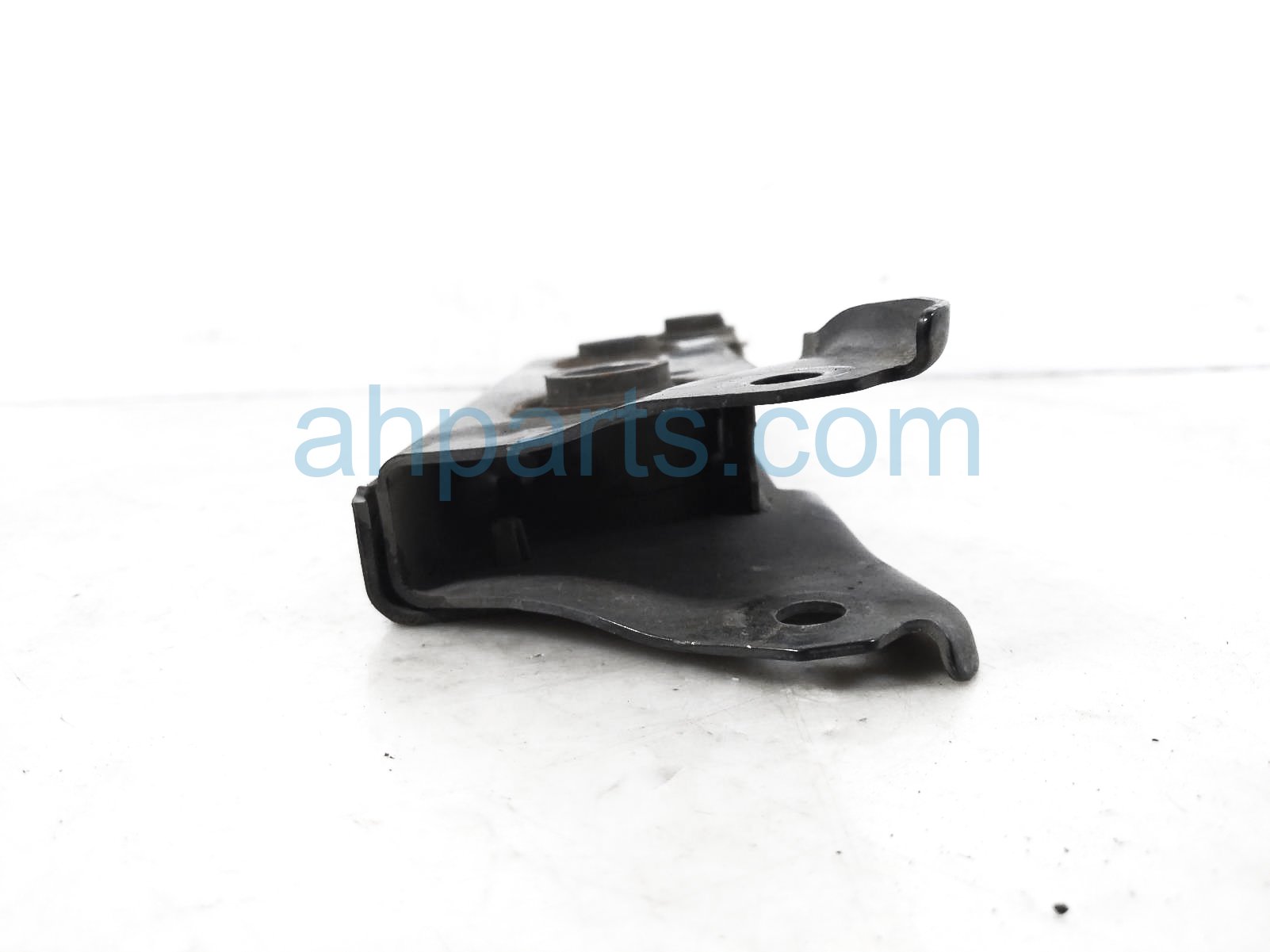 Sold 2020 Nissan Altima Lower Rear Passenger Lateral Control Arm 551A0 6CA0A Replacement Sold 2020 Nissan Altima Lower Rear Passenger Lateral Control Arm 551A0 6CA0A Replacement thumbnail