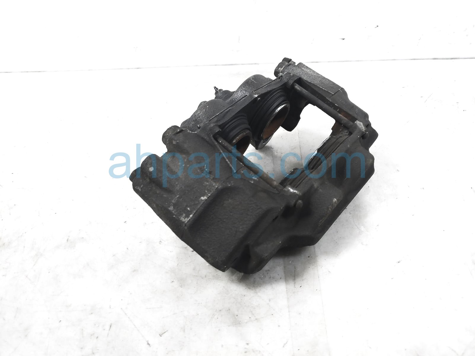 $75 Toyota FR/RH BRAKE CALIPER $75 Toyota FR/RH BRAKE CALIPER