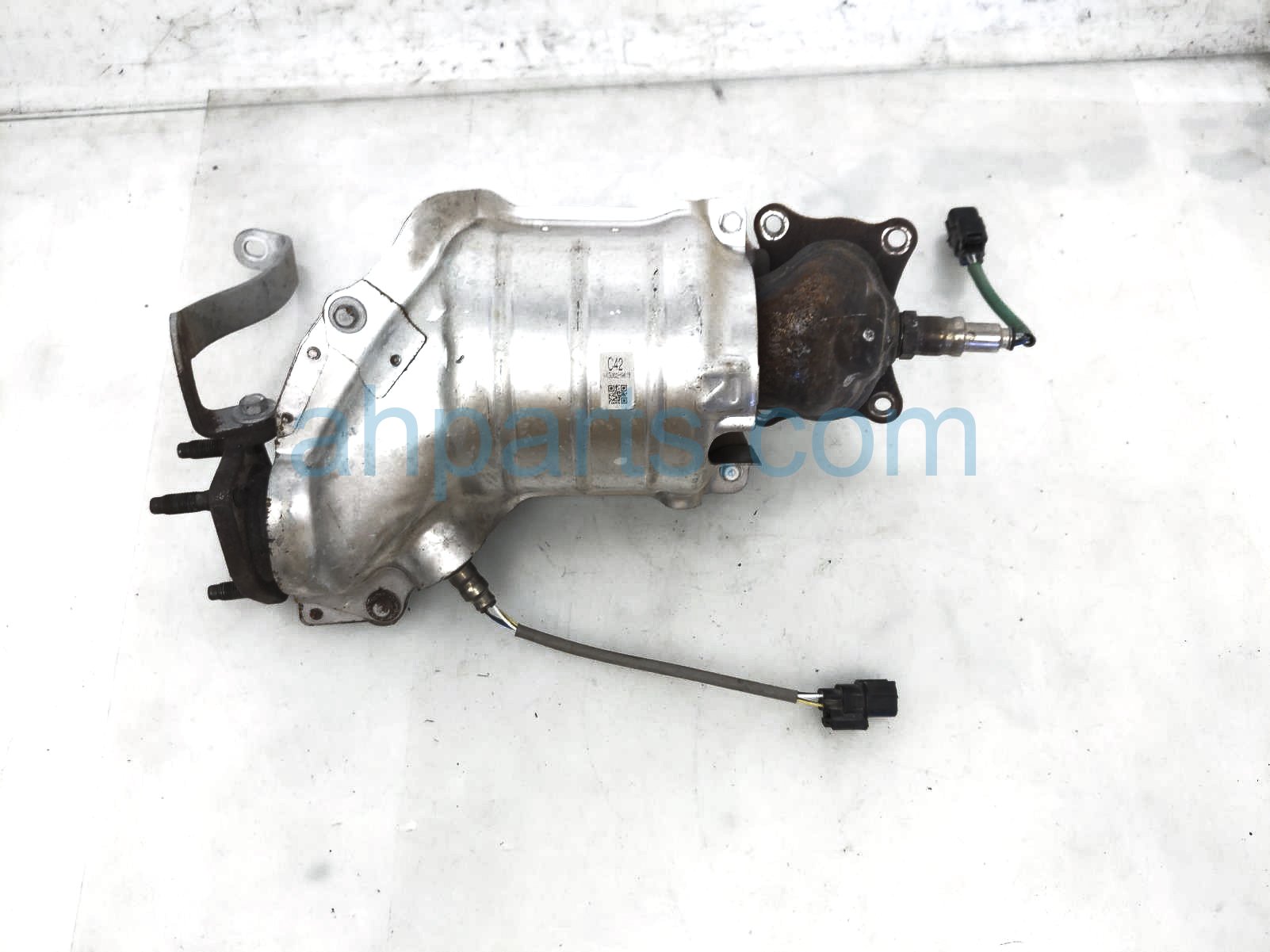 $900 Acura REAR EXHAUST MANIFOLD - 3.5L $900 Acura REAR EXHAUST MANIFOLD - 3.5L