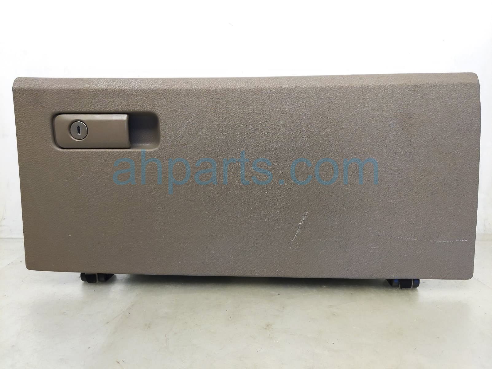 $50 Honda GLOVE COMPARTMENT BOX - BEIGE $50 Honda GLOVE COMPARTMENT BOX - BEIGE