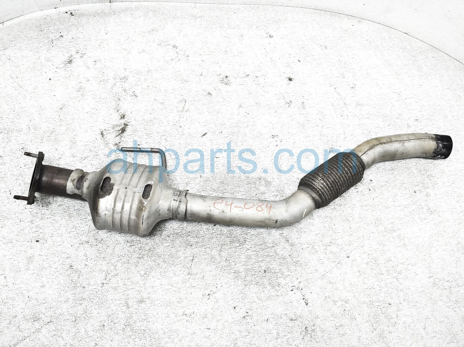 $300 Ford EXHAUST CONVERTER & PIPE - 2.3L