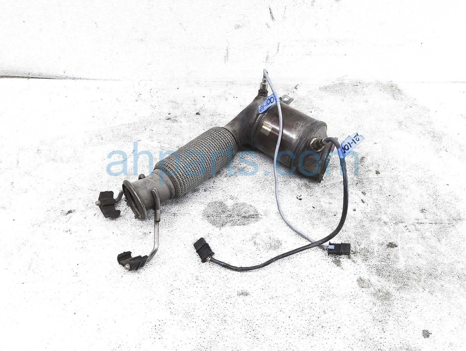 $699 BMW CATALYTIC CONVERTER & PIPE ASSY $699 BMW CATALYTIC CONVERTER & PIPE ASSY