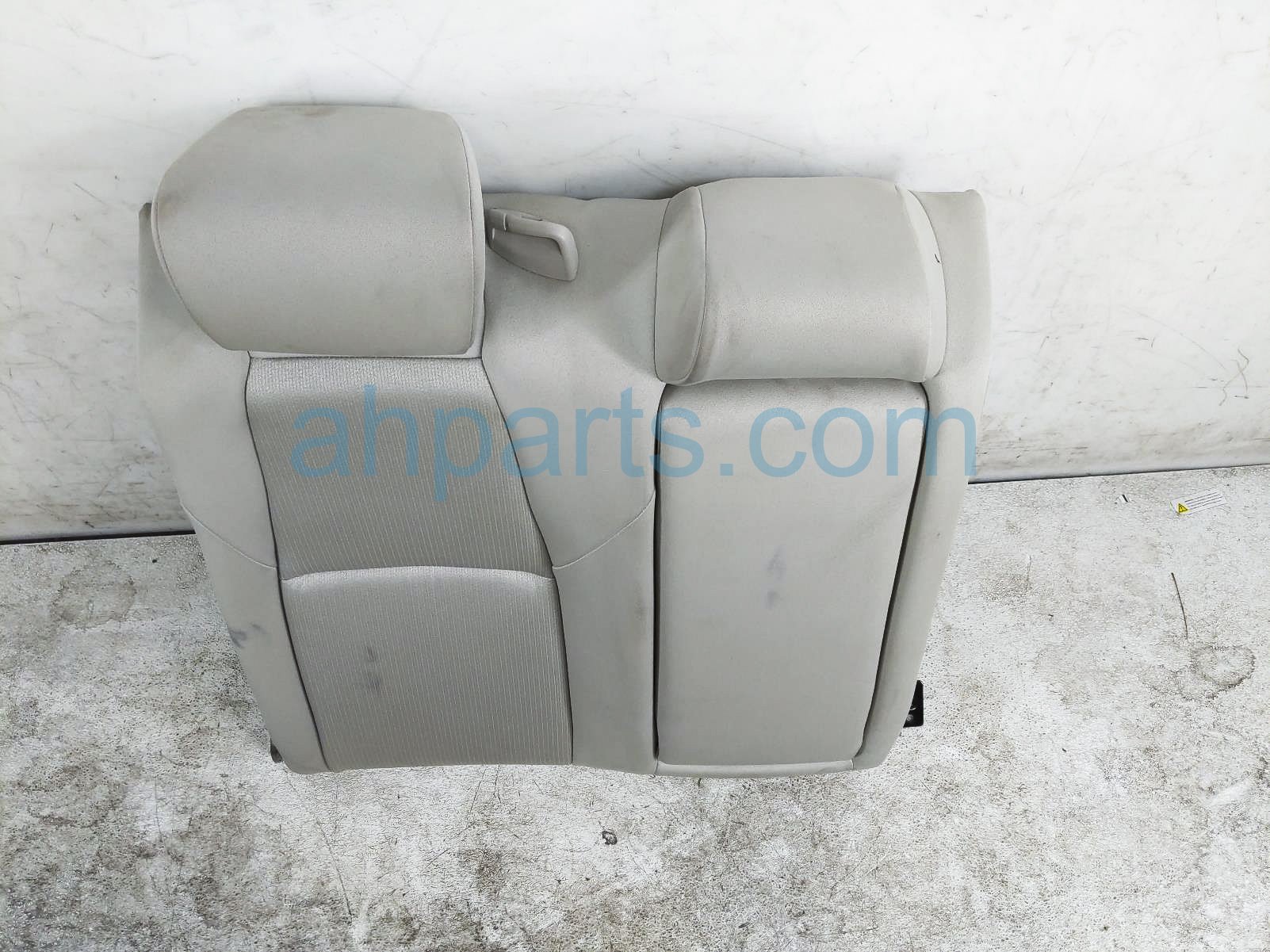 $150 Honda RR/RH TOP SEAT CUSHION - IVORY HYB $150 Honda RR/RH TOP SEAT CUSHION - IVORY HYB