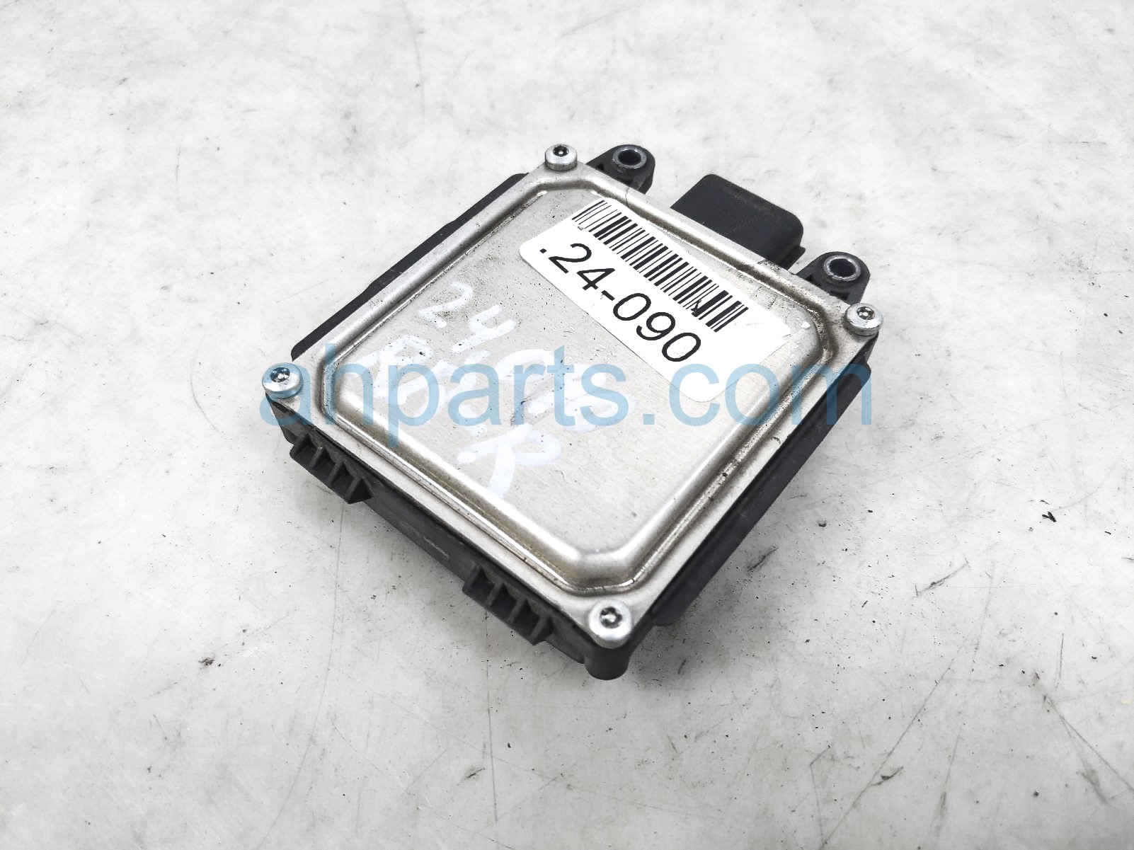 $55 Ford RR/RH BLIND SPOT RADAR UNIT $55 Ford RR/RH BLIND SPOT RADAR UNIT