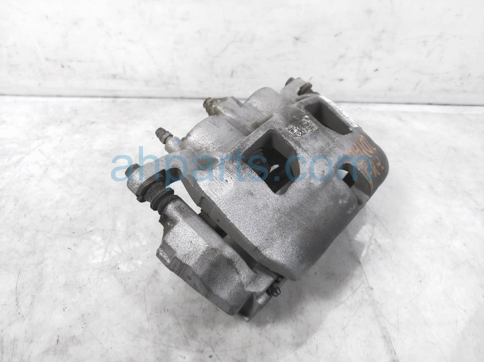 $100 Ford FR/LH BRAKE CALIPER $100 Ford FR/LH BRAKE CALIPER