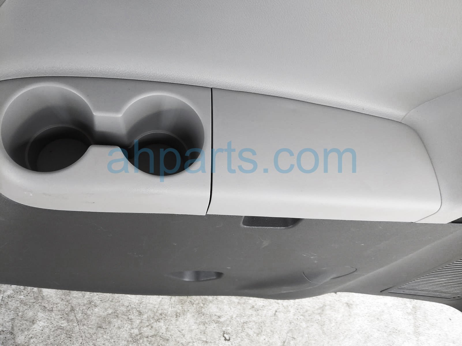 Sold 2017 Toyota Sienna Rear Passenger Inner Quarter Trim Panel