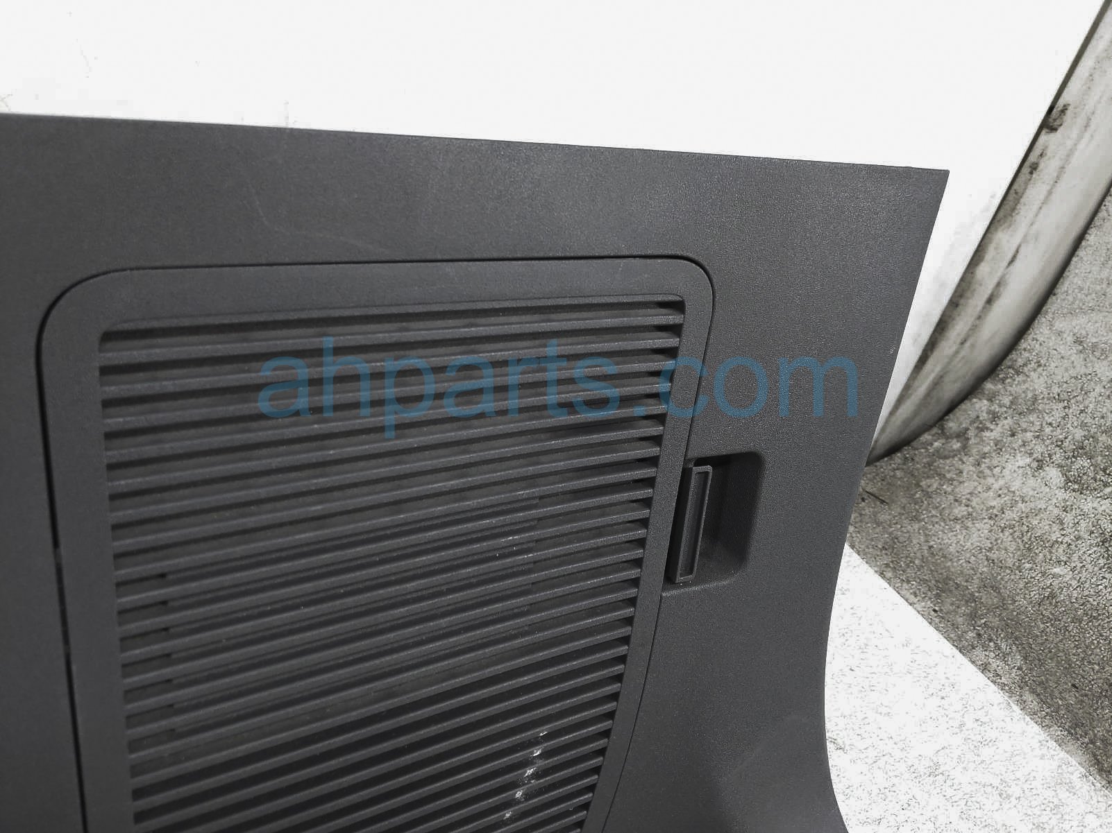 Sold 2017 Toyota Sienna Rear Passenger Inner Quarter Trim Panel