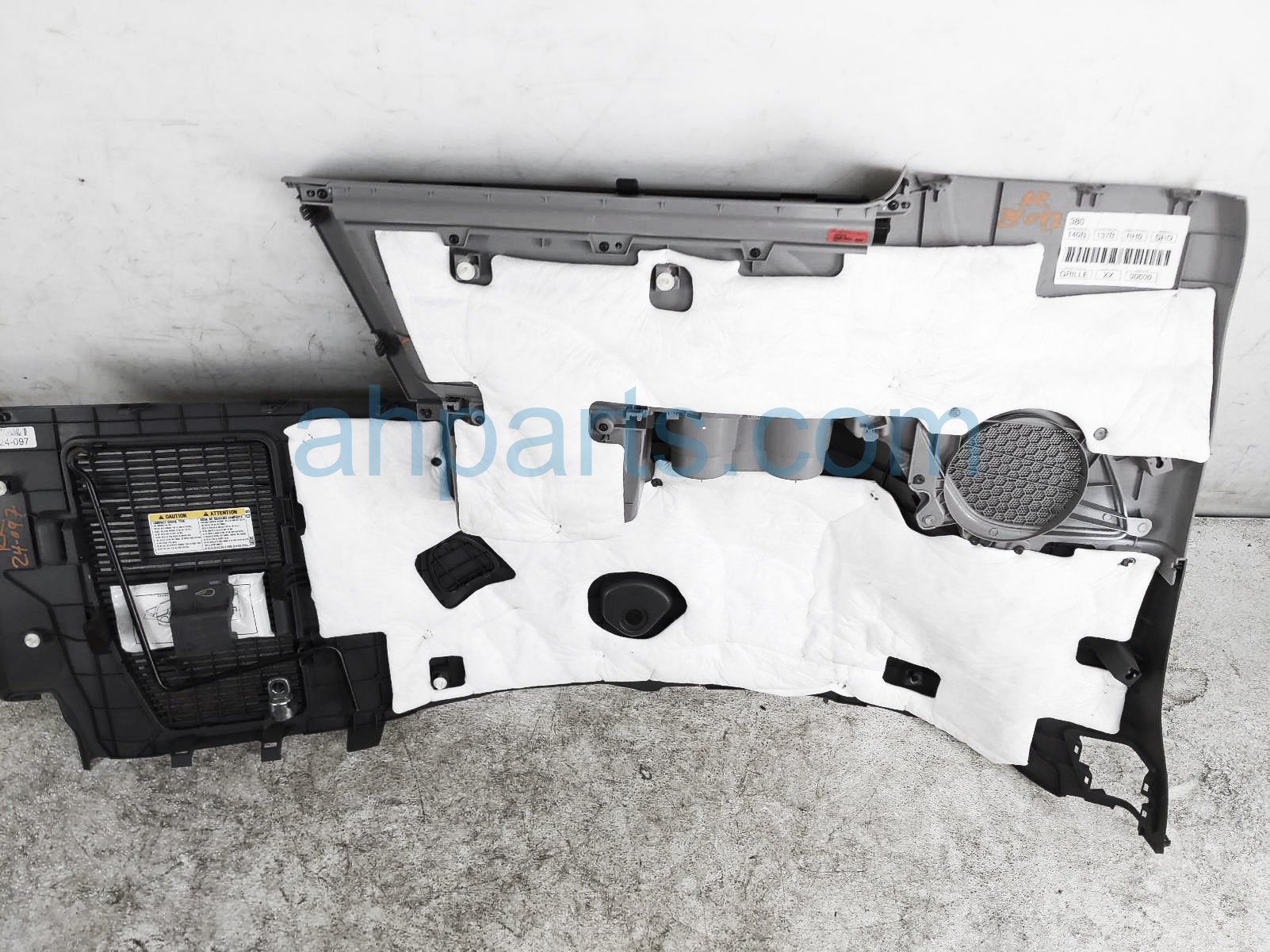 Sold 2017 Toyota Sienna Rear Passenger Inner Quarter Trim Panel